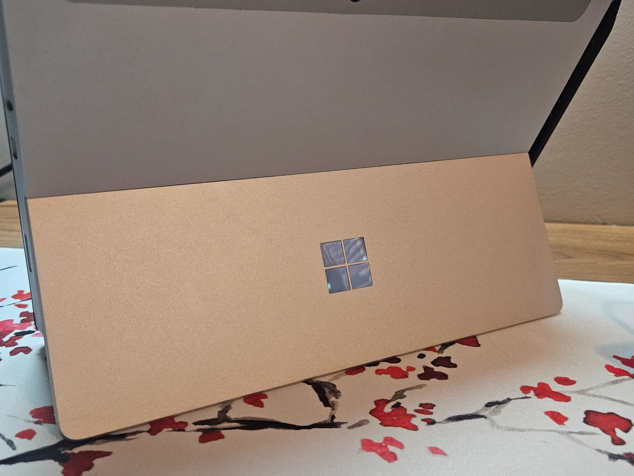 Surface Go 3 intel Pentium Gold / 8GB RAM / 128GB SSD