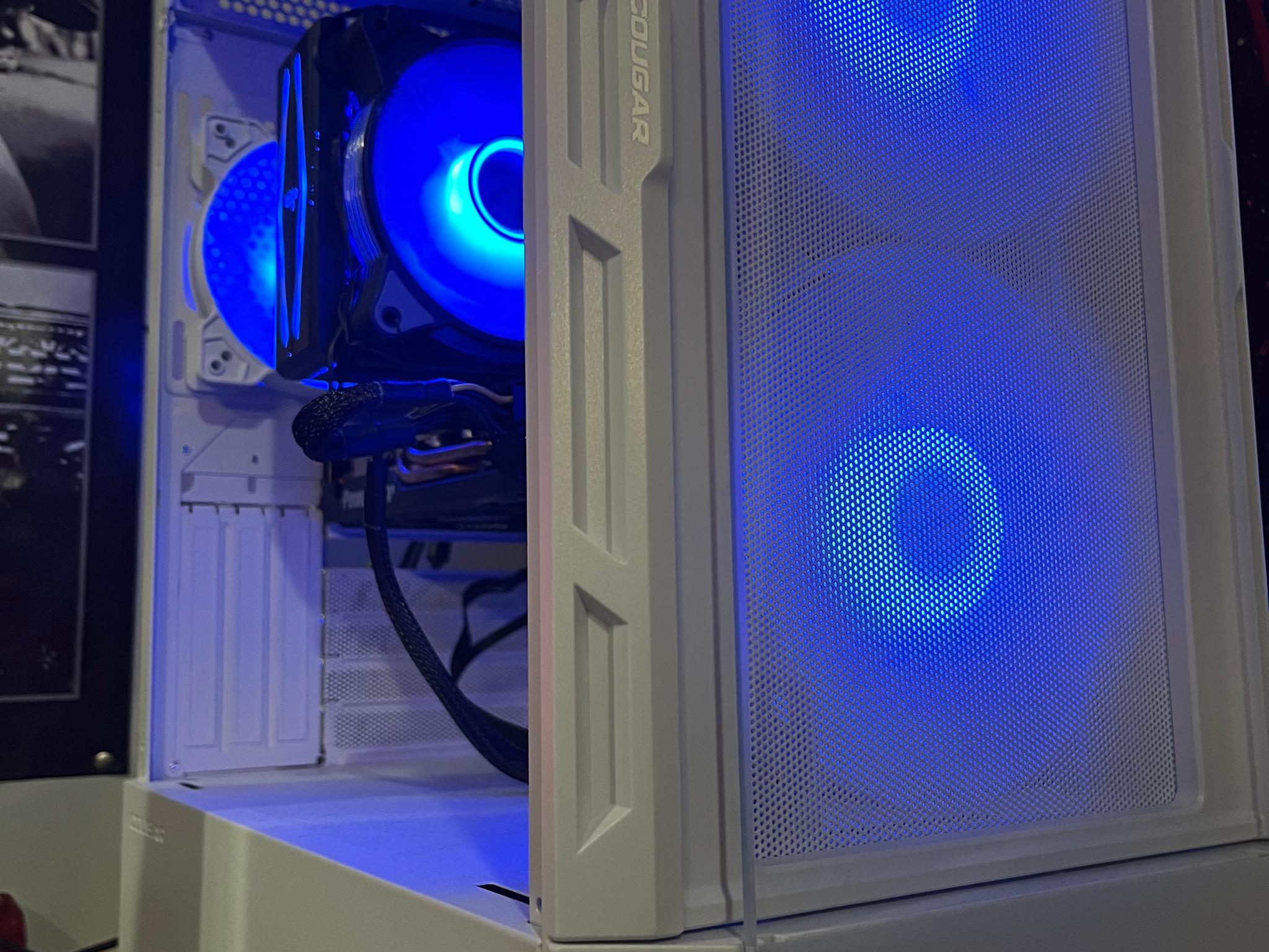 ALL WHITE 1080p/1440p Streaming/Gaming PC | RX 5700XT, Intel i7 10700, 512GB SSD, 32GB DDR4