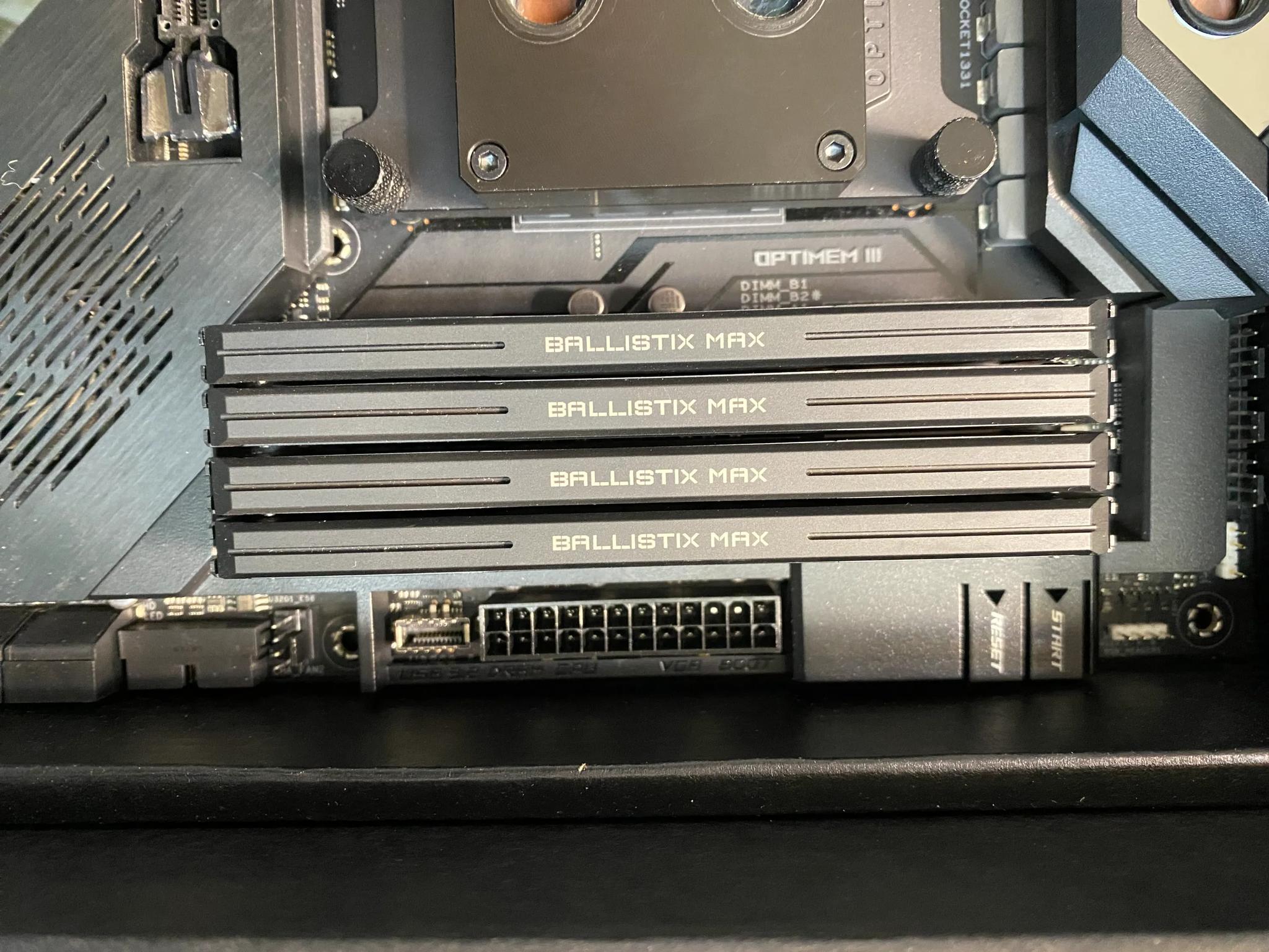 Crosshair viii formula, Ryzen 9 5950x, Crucial ballistix max DDR4 and Optimus Cooling Cpu Block