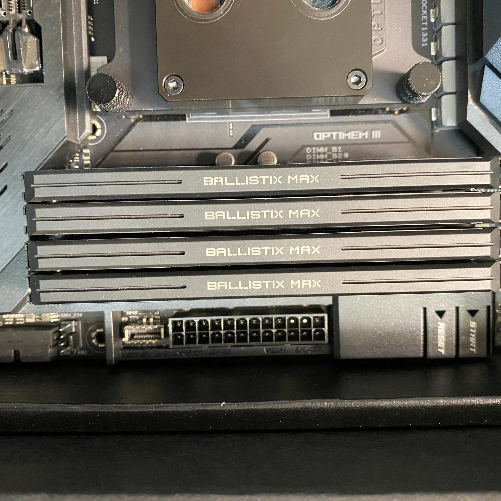 Crosshair viii formula, Ryzen 9 5950x, Crucial ballistix max DDR4 and Optimus Cooling Cpu Block