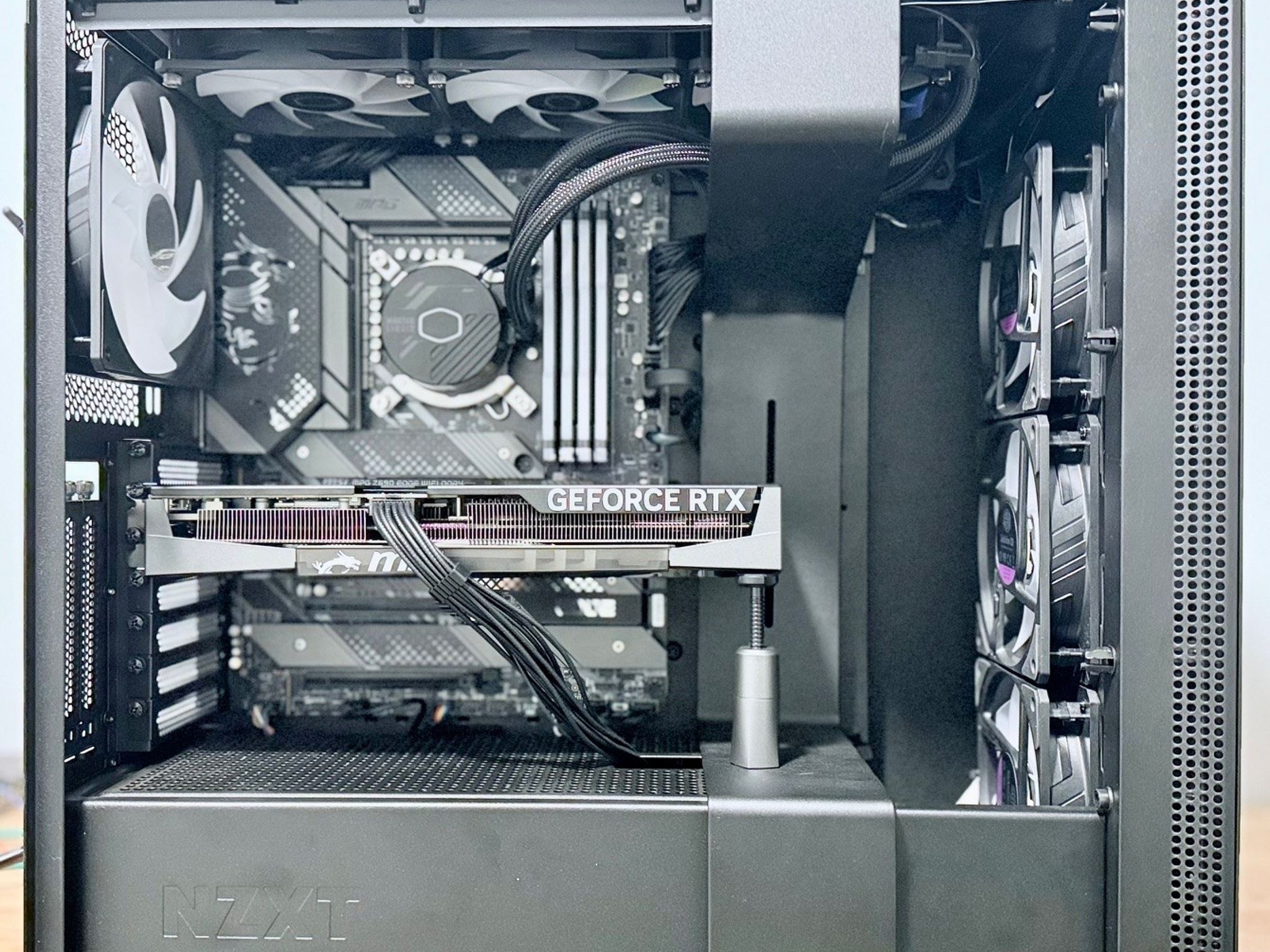 Gaming PC RTX 5060 TI