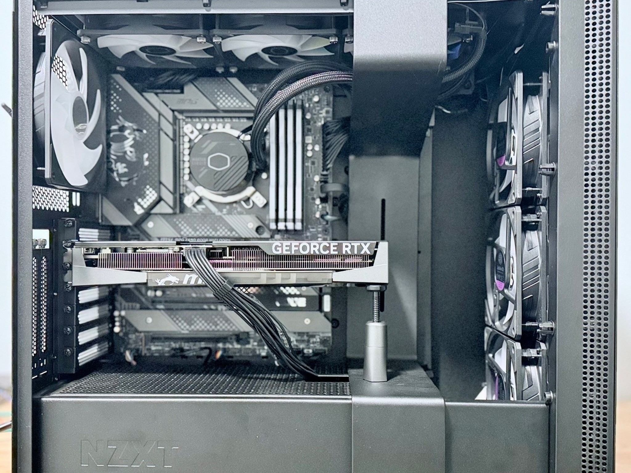 Gaming PC RTX 5060 TI