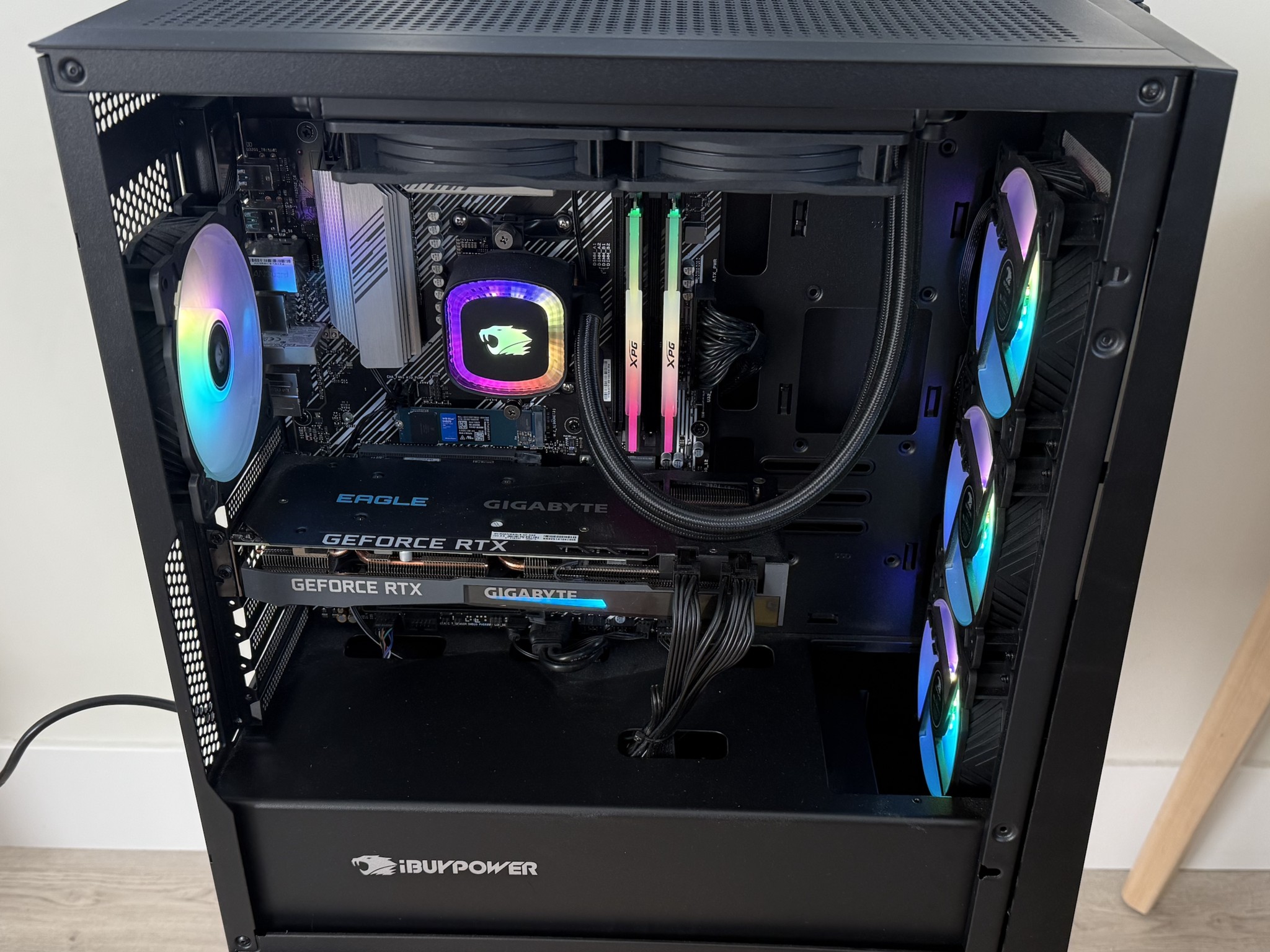 🔥 IMMACULATE iBUYPOWER Gaming PC - R7 5700X | RTX 3070 | 16GB RAM | 1TB SSD