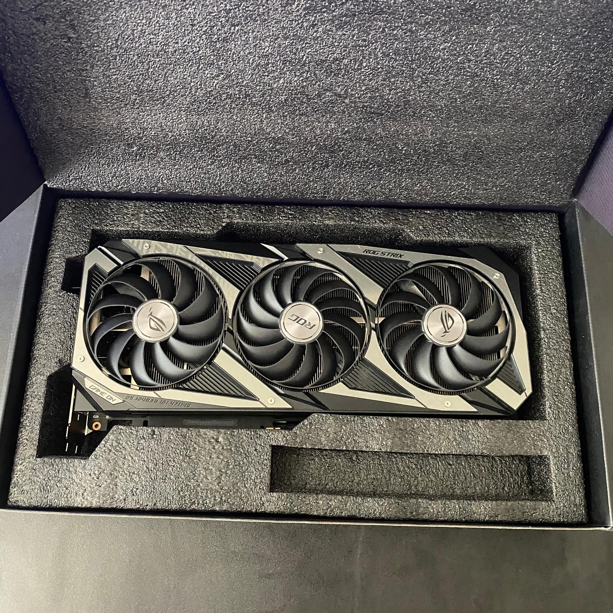 ASUS ROG STRIX 3080 OC Edition Graphics Card 12GB GDDR6X (HDMI, DisplayPort)