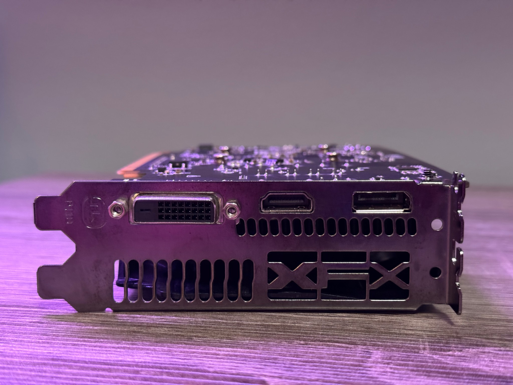 USED XFX’s AMD RX550 4GB GDDR5 GPU