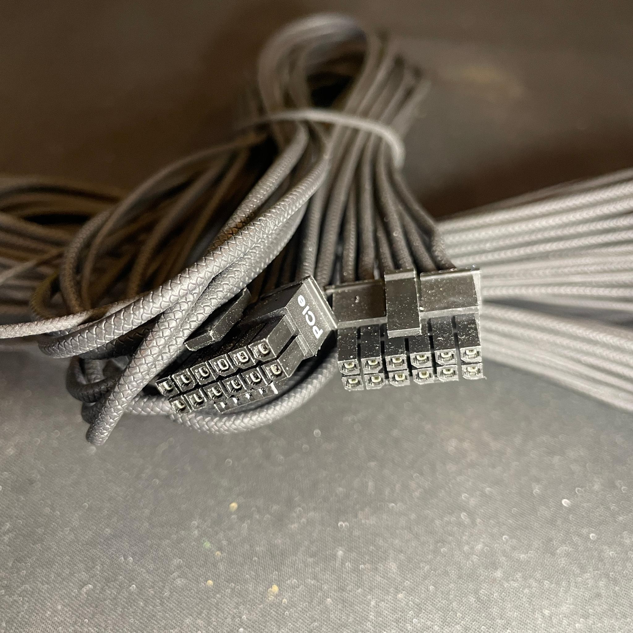 Corsair rm1000x power supply cords and box