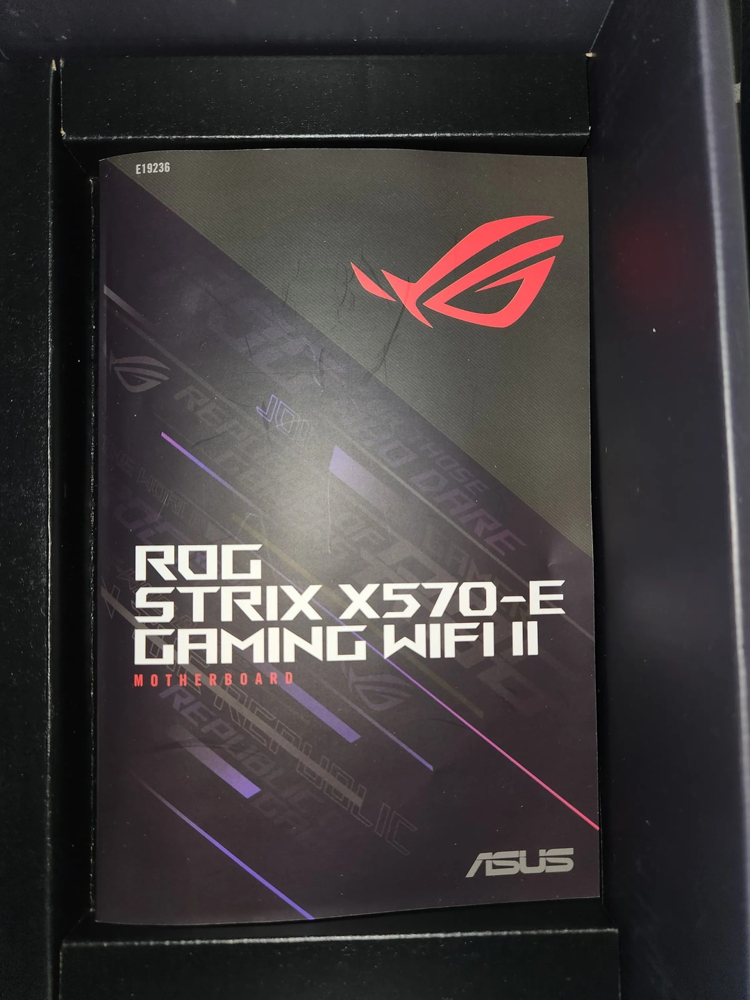 Asus ROG STRIX X570-E GAMING WIFI II ATX | Jawa
