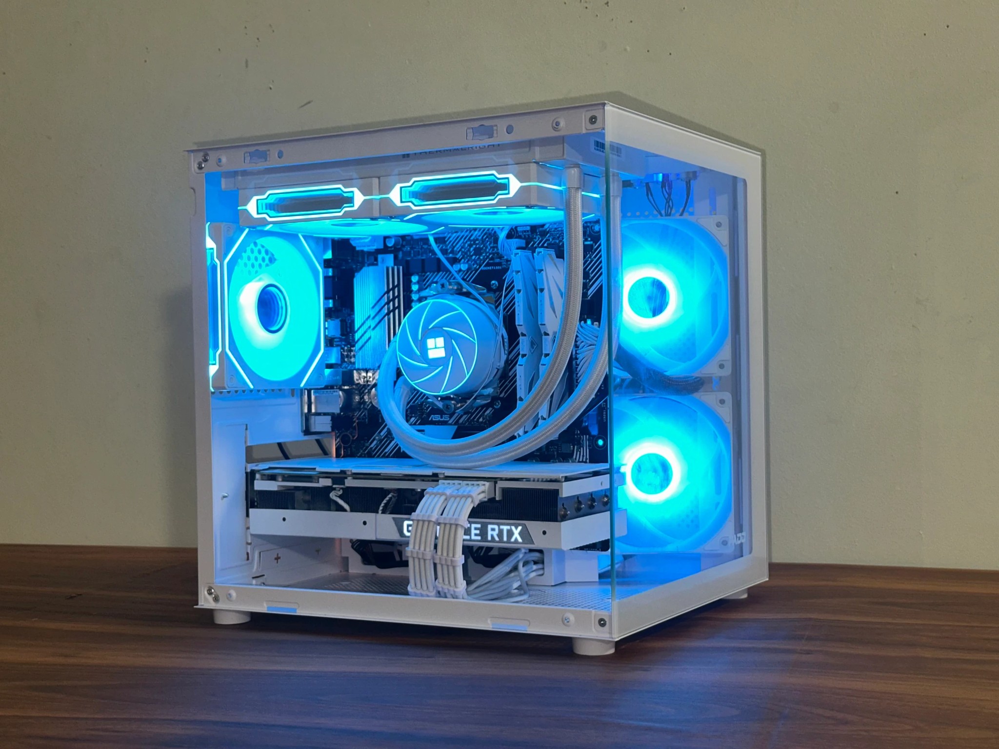 ❄️ Frostbite| RTX 3080 | Ryzen 5 5600X | 32GB | 240mm AIO