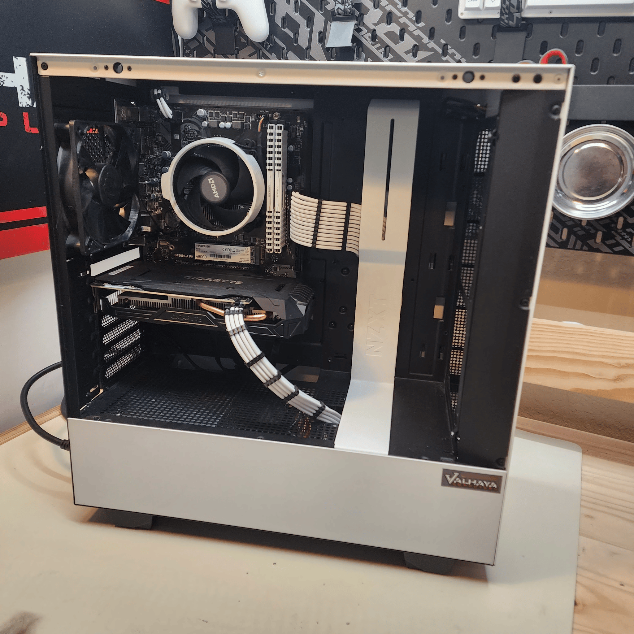 Snow Day | Ryzen 5 1600 AF, GTX 1060, 16 gb RAM, 500 gb SSD, b450, NZXT H510