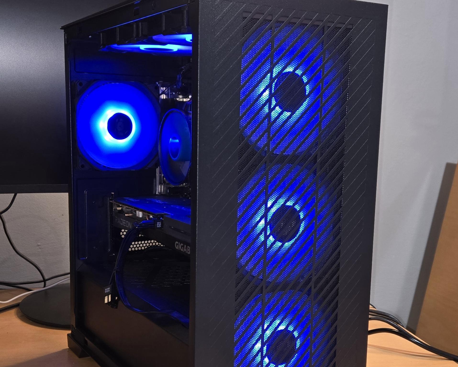 Nautilus: RX6600 Core i5 10400F with 32GB RAM, 1TB NVMe, internal Wifi + BT