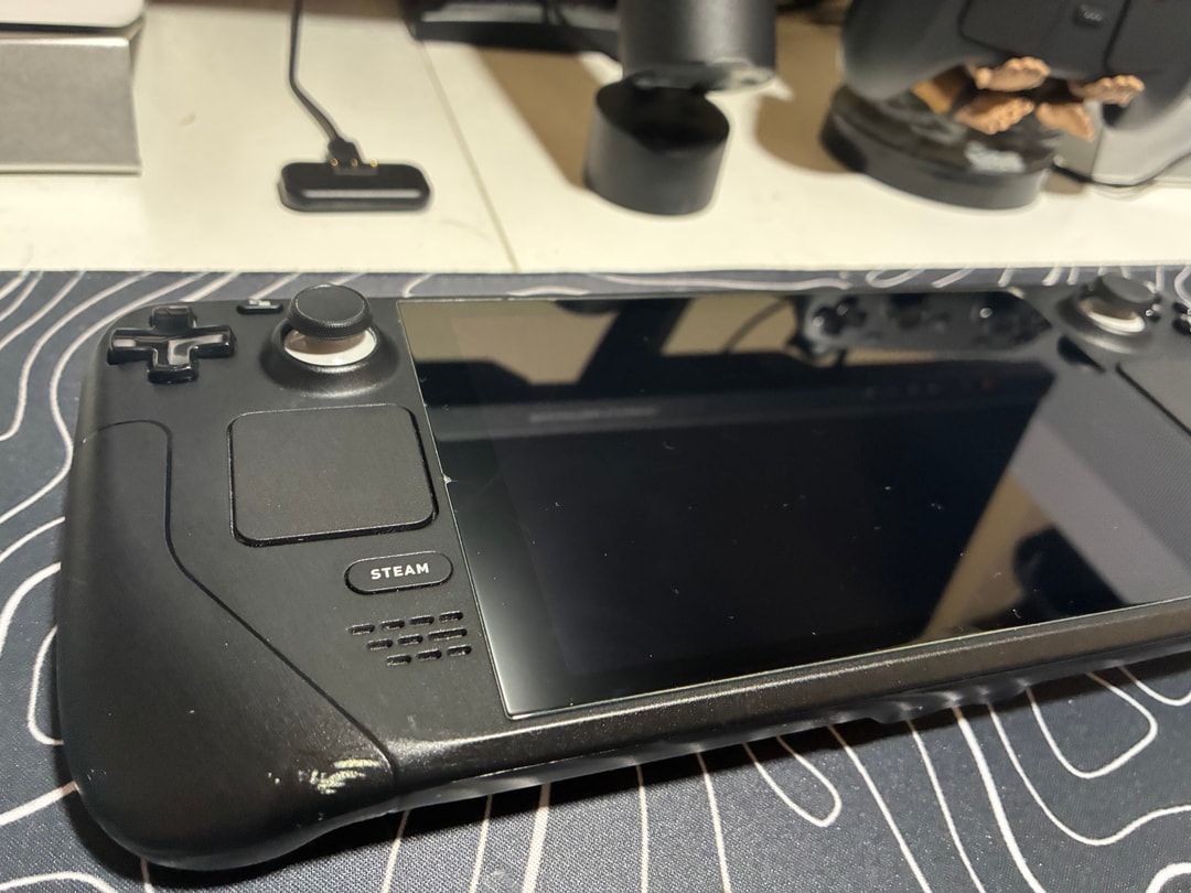 Steam Deck LCD 2TB w Jsaux dock | Jawa