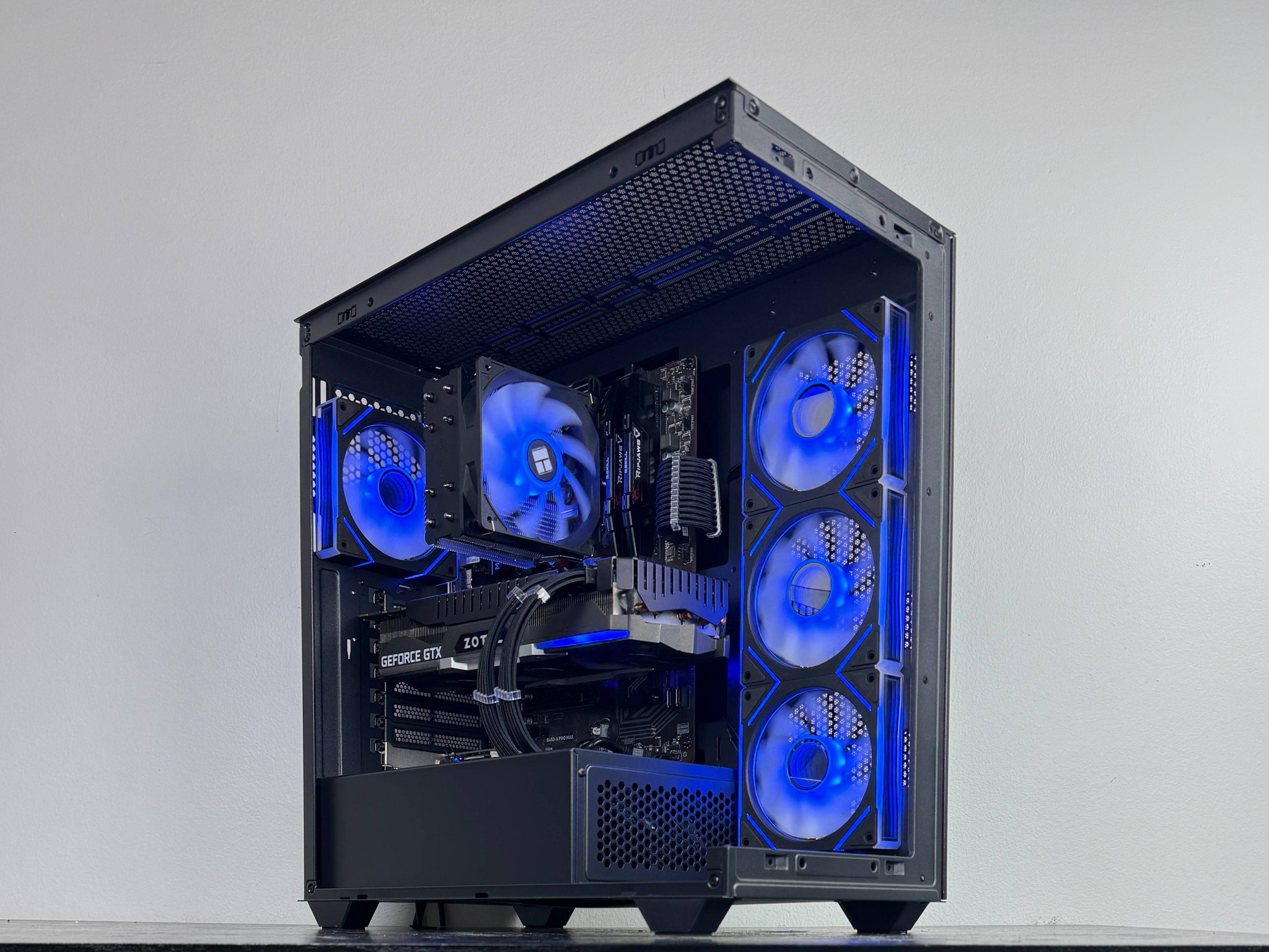 🌊Riptide🌊  | 1080p Gaming PC | Ryzen 5 5500 | Zotac GTX 1080 Ti | 32GB DDR4 3200MHz