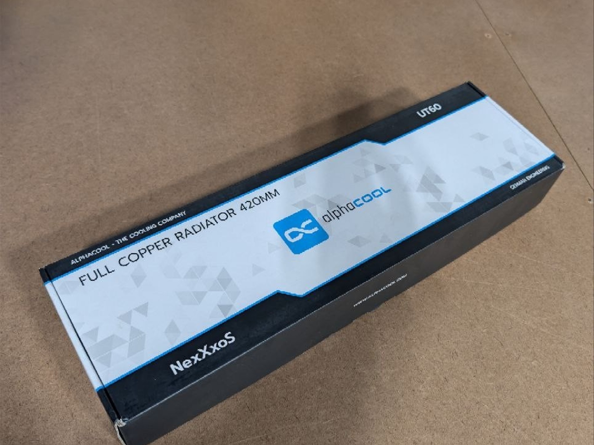 Alphacool NexXxoS UT60 Full Copper 420mm Radiator | White Special Edition (14208