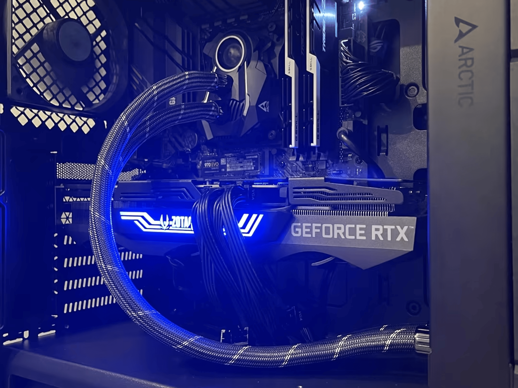 Ryzen 5900x, Zotac 3090, 1000W PSU, 2TB Custom PC
