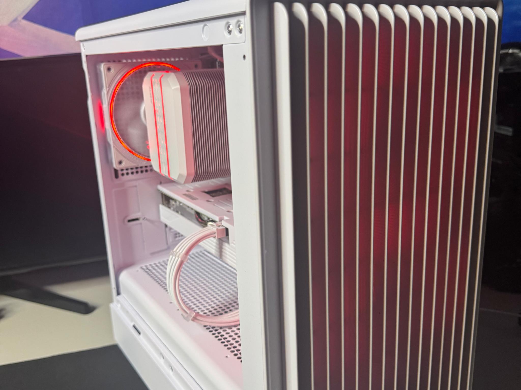 Fire Tech Labs: The Creator RYZEN 5 3500X / RX 5600 / 16gb ram / 512gb