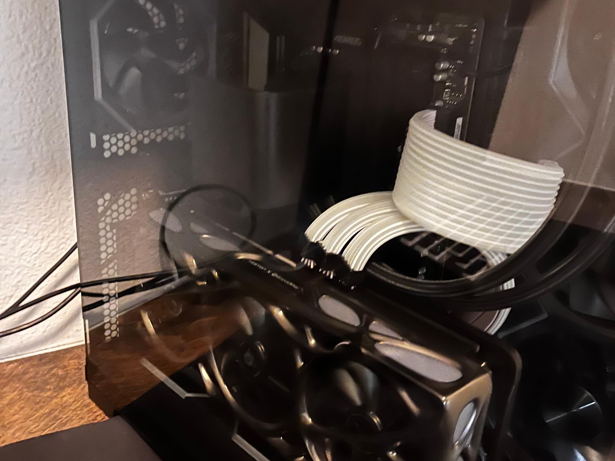 GAMING BUILD | 9070 XT | 7800X3D | 4TB M.2 | 32GB DDR5
