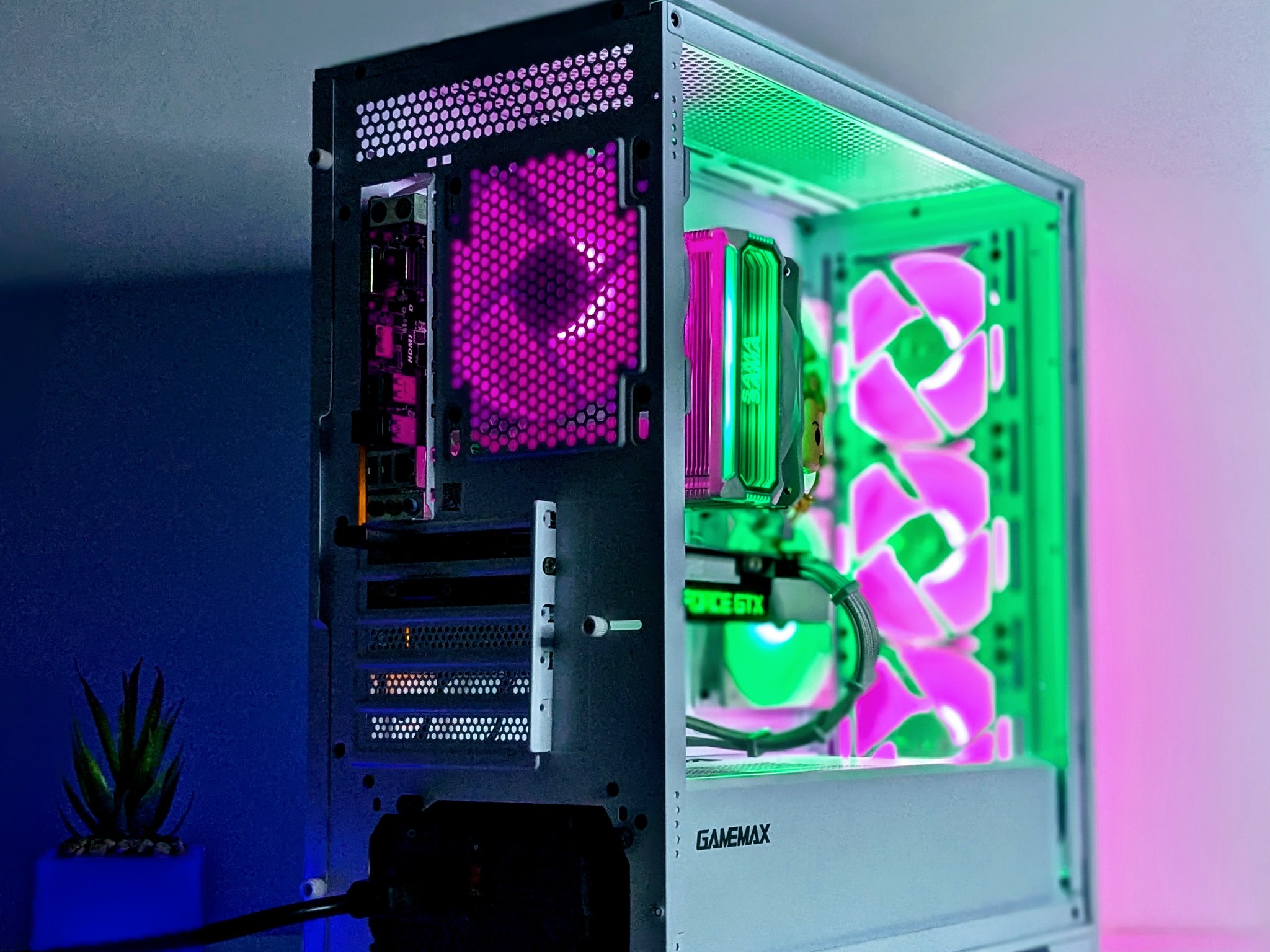 ⚪️💚⚔️Roronoa Zoro🗡️⚪️1080p Gaming PC⚪️GTX 1070⚪️i5-7600K⚪️256GB SSD & 1TB HDD⚪️Windows 11 Pro