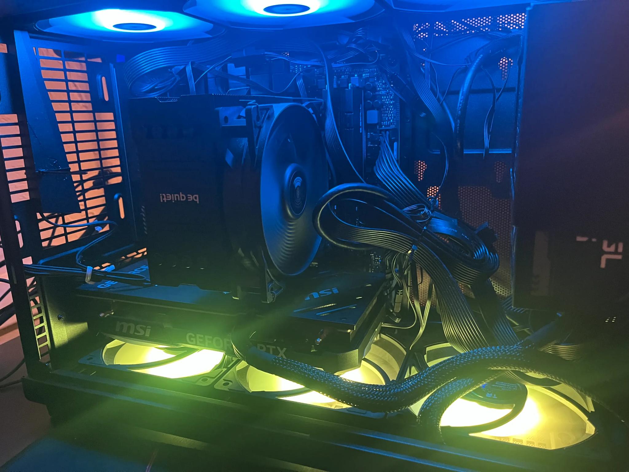 7700x 4070 Super build
