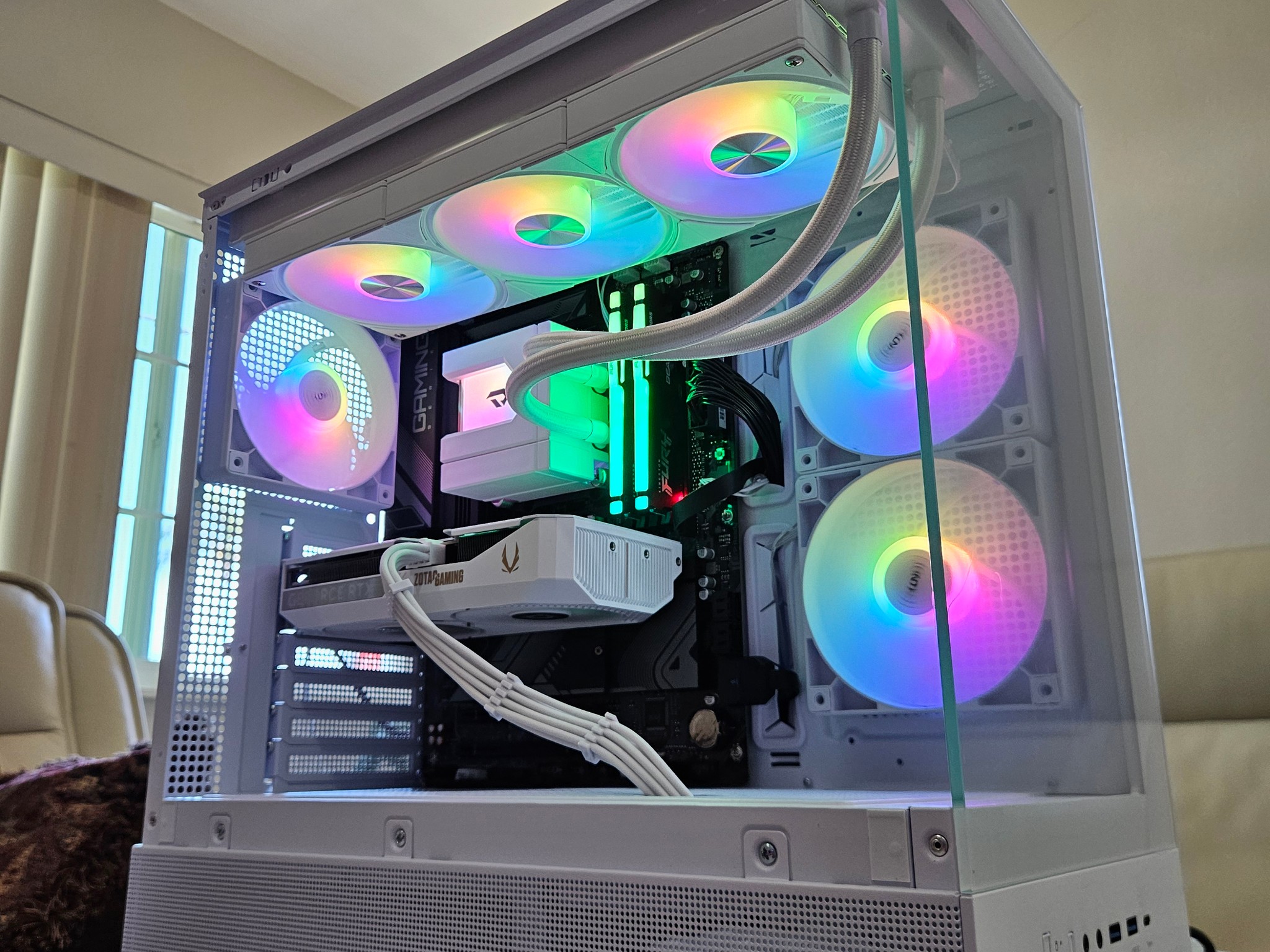 White RTX 5060 Ti Gaming PC | 1TB  m.2 | DDR5 | B650 | 360MM AIO |