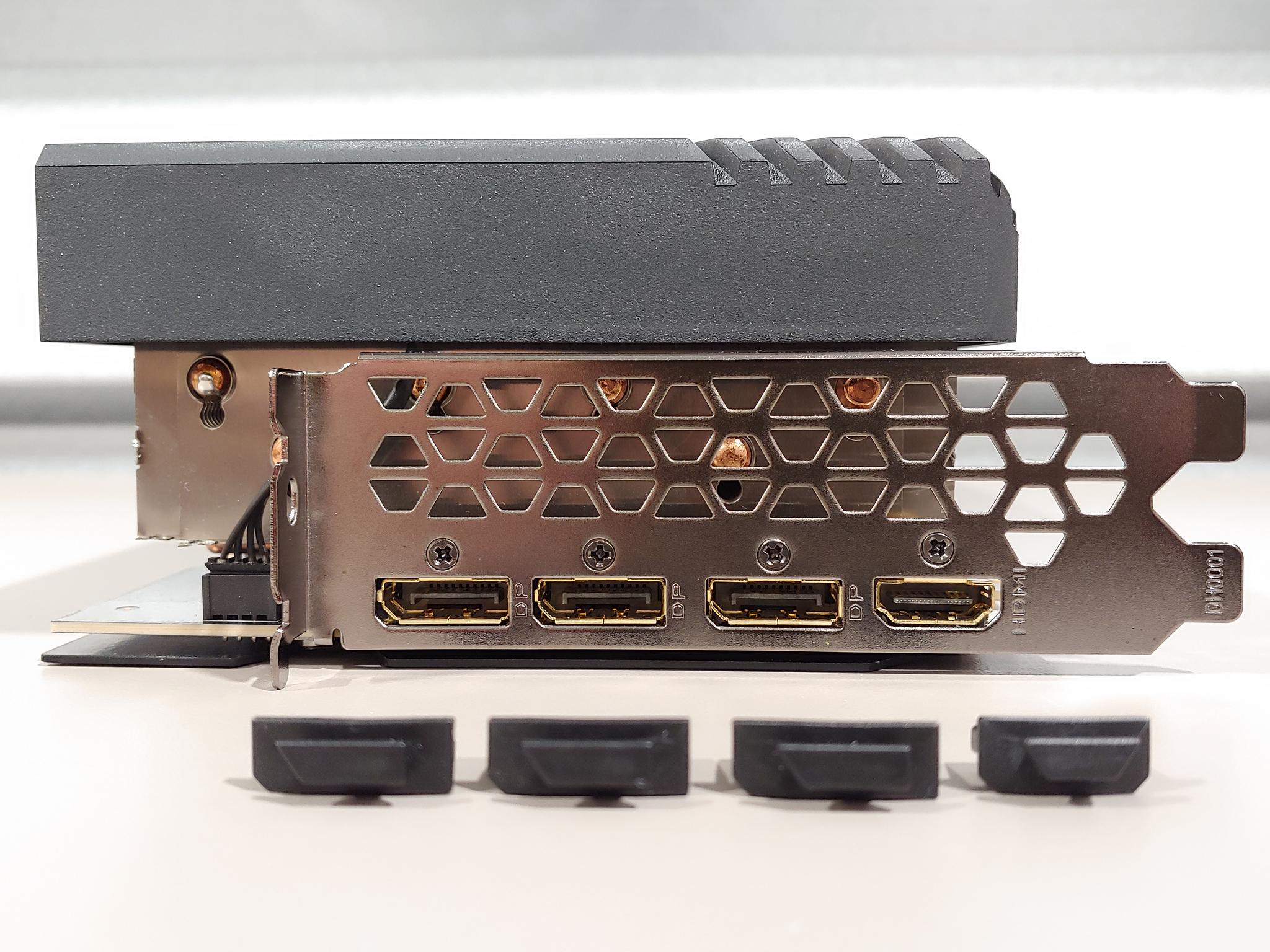 GIGABYTE GAMING GeForce RTX 3090 Ti - Image 4