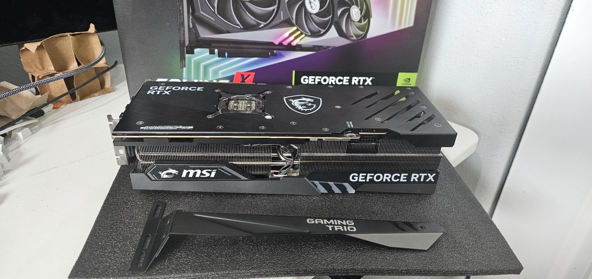 RTX 4090 Gaming X Trio