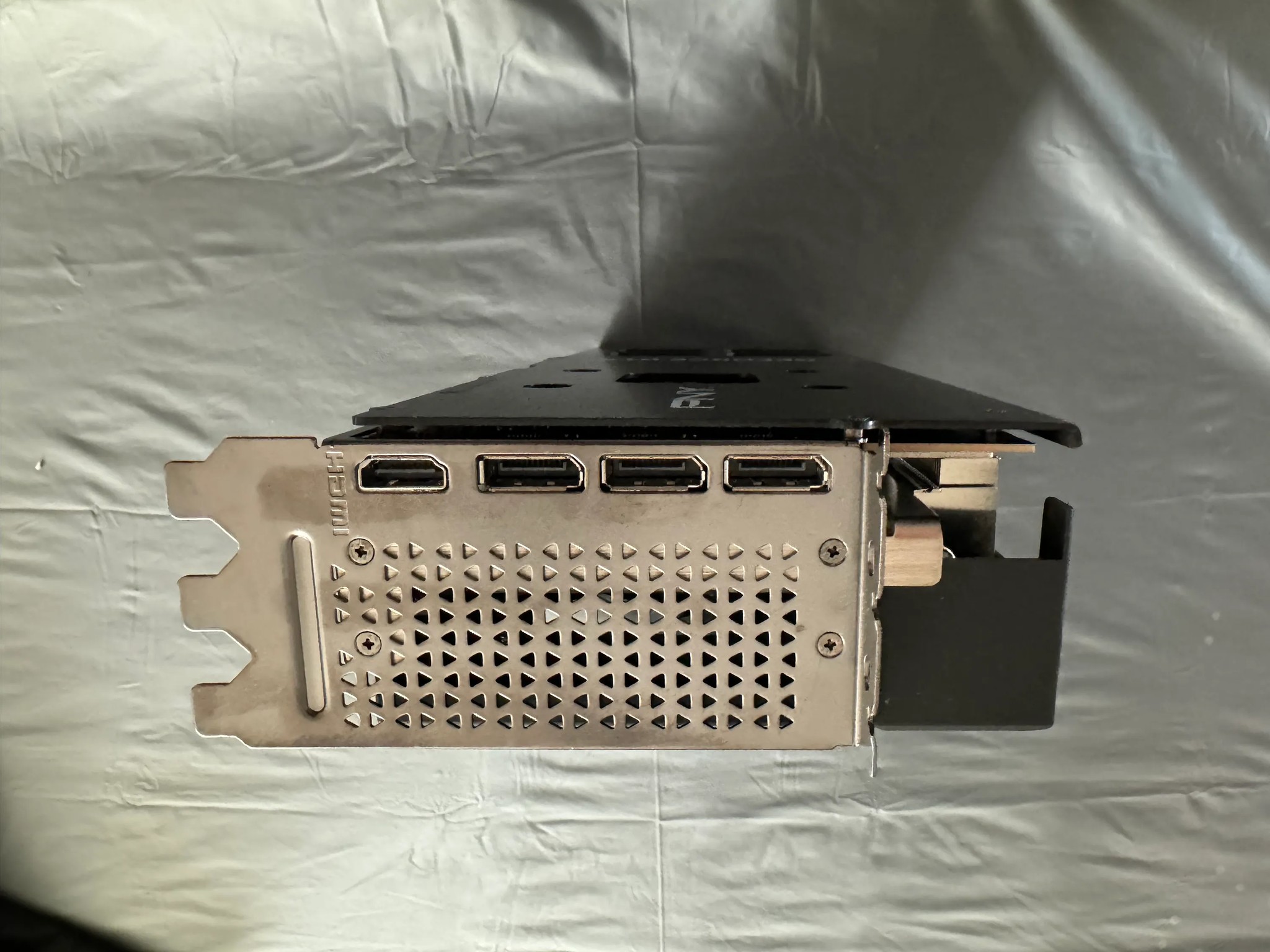 PNY GeForce RTX 4080 VERTO 3-Fan 16 GB GDDR6X PCIe 4.0 x16 Graphics card