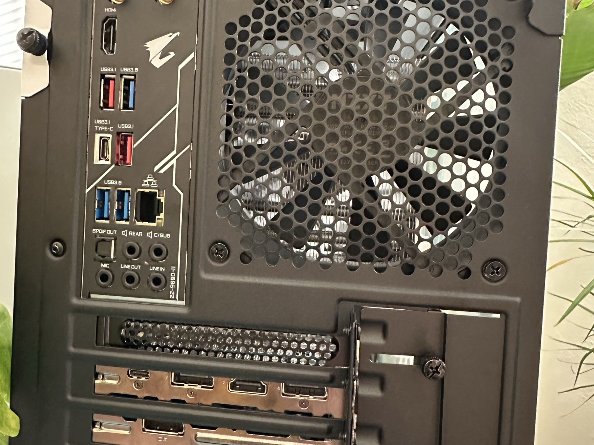 i7-9700k w/ RTX 2070 Super Gaming PC