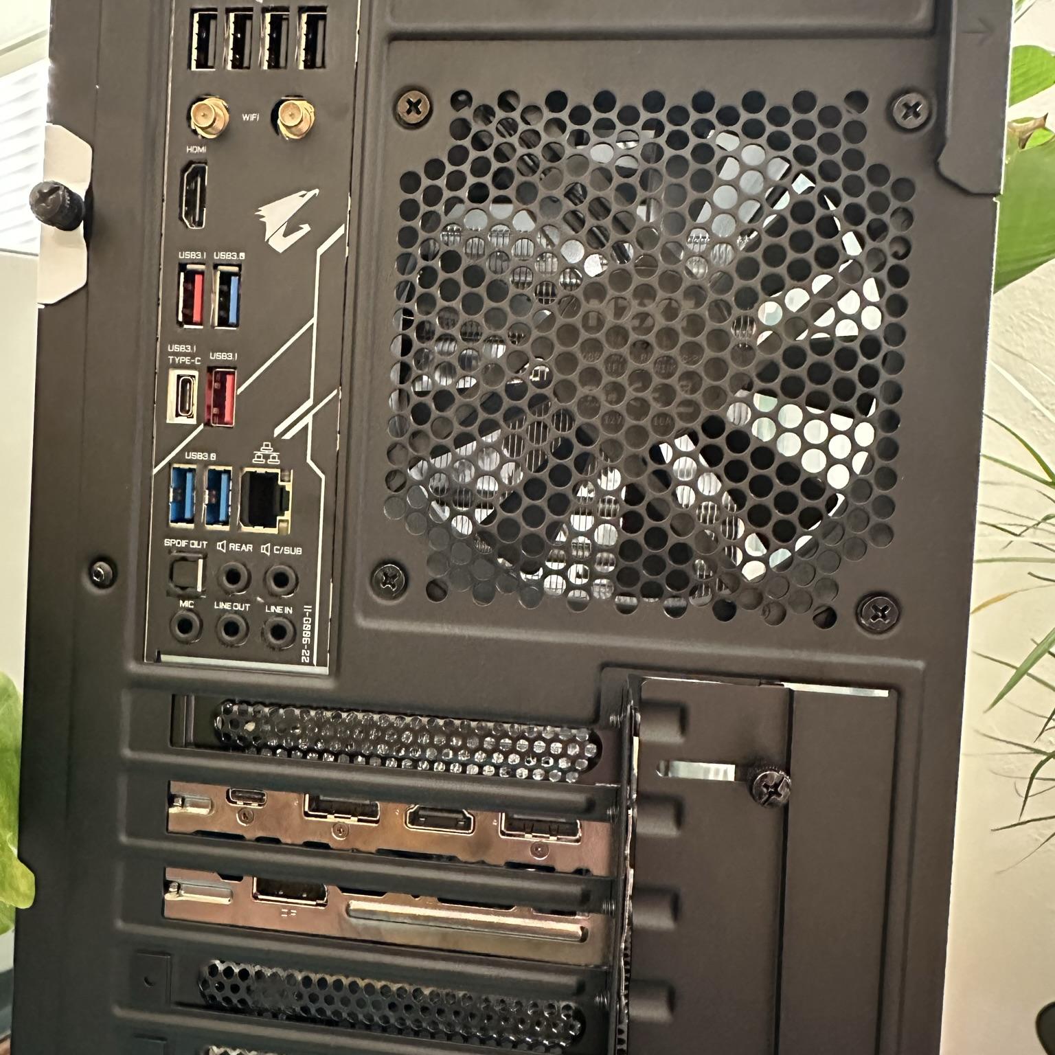 i7-9700k w/ RTX 2070 Super Gaming PC