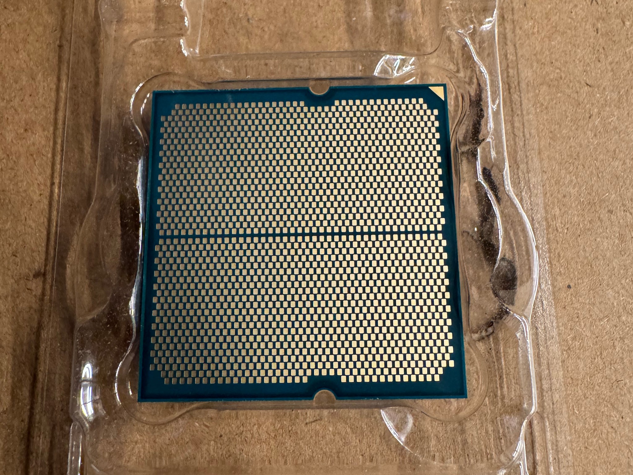 AMD Ryzen 5 7600X