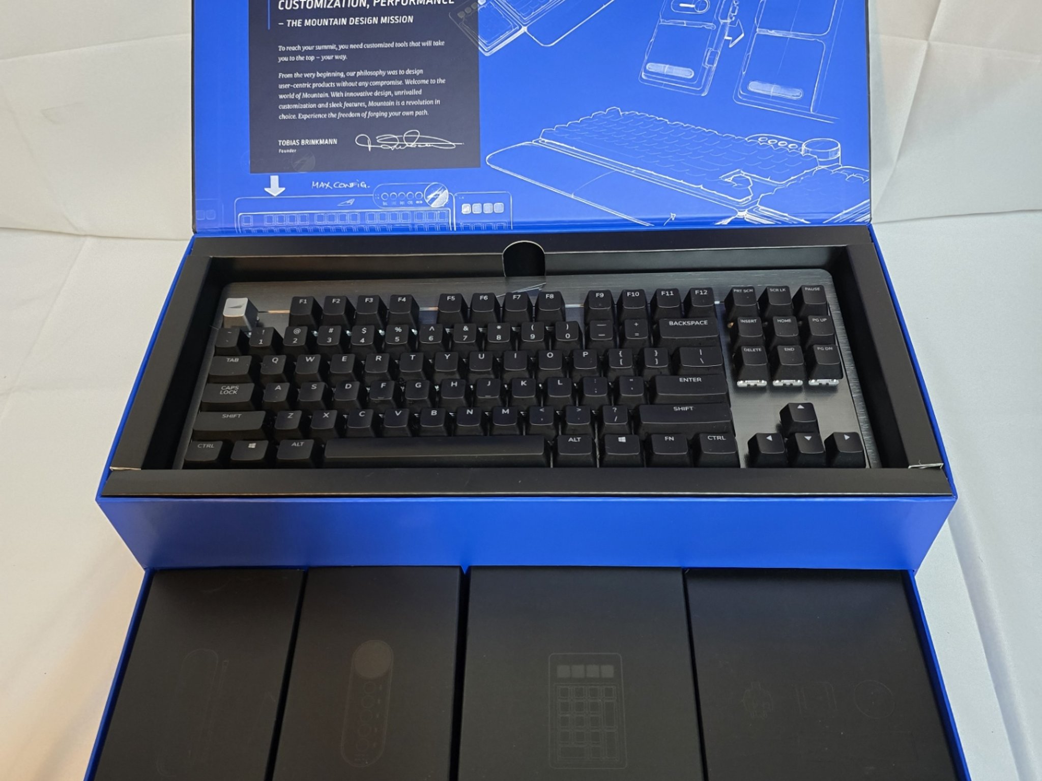 Everest Max Complete In-Box