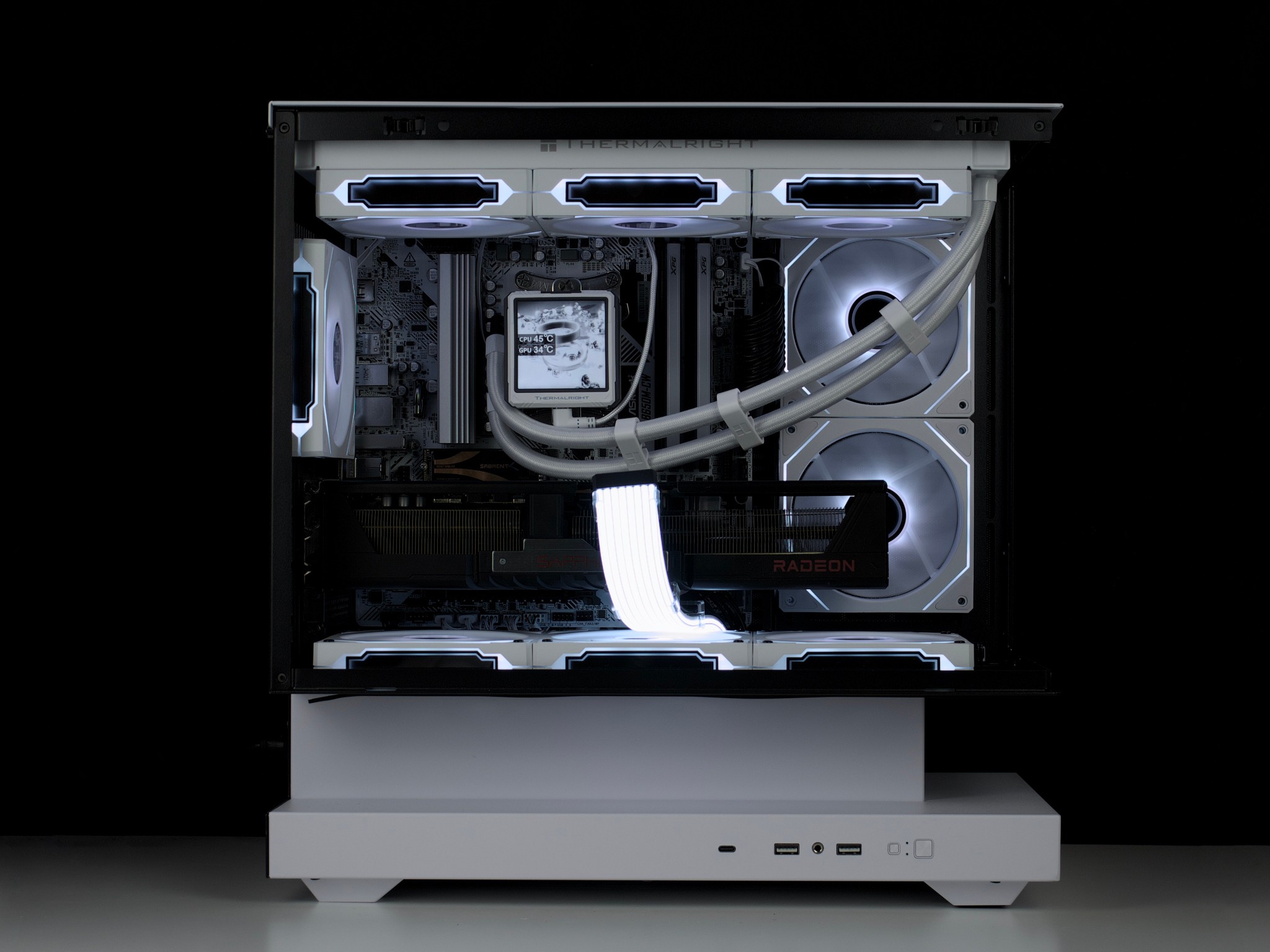 🧊⚡🗡️Panda - 1440P Gaming PC | RX 9070 XT, Ryzen 9 7900X3D, 32GB RAM, 2TB SSD | LCD Screen 🗡️⚡🧊