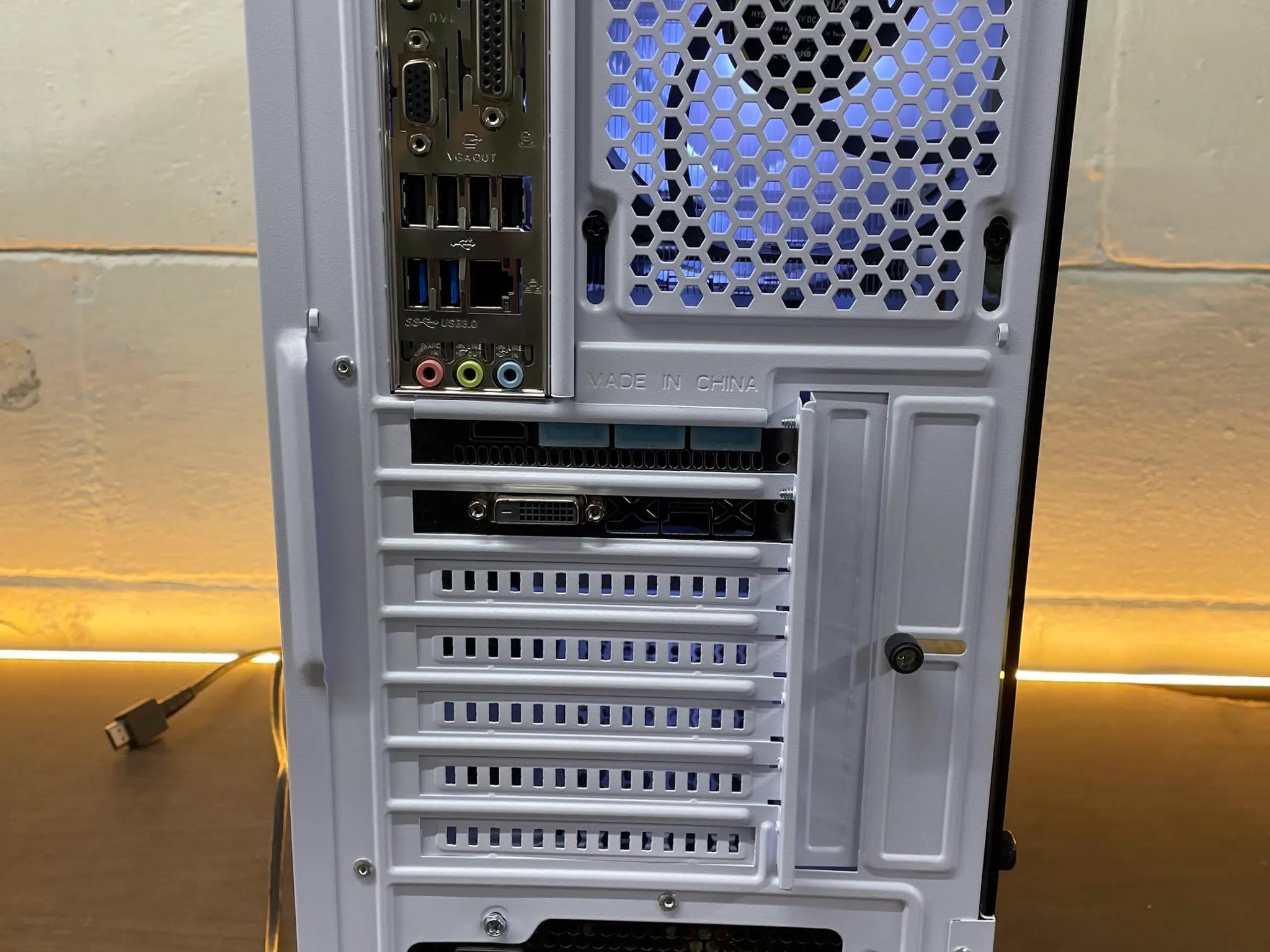 🔥130FPS GTA🔥White Gaming PC | Intel i5 / AMD RX580 / 8GB / 1.1TB Win 11 Pro + Wi-Fi