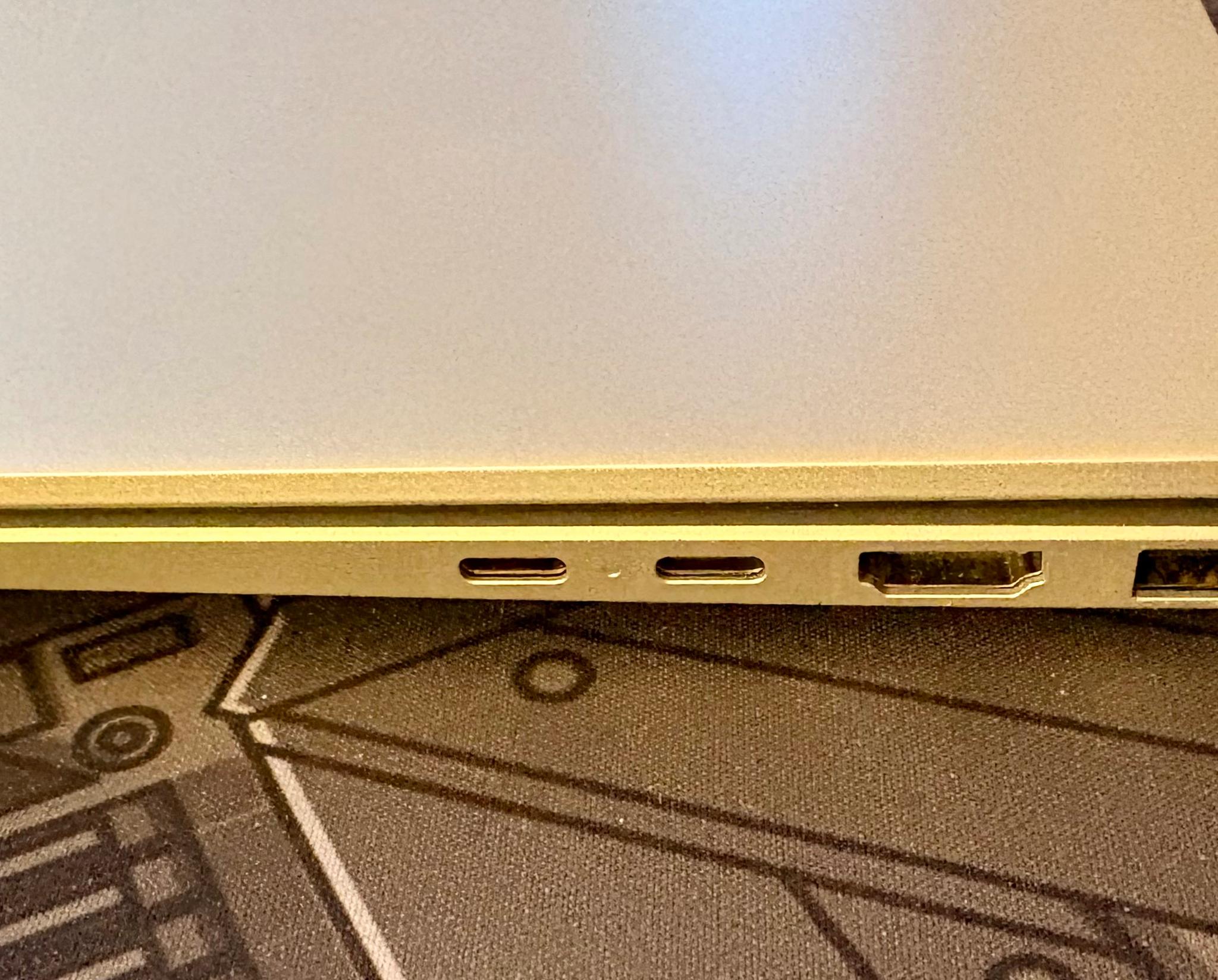 HP Pavilion Aero Laptop (13-bg0001nr) | AMD Ryzen 7 | 16GB DDR5 | 2TB SSD