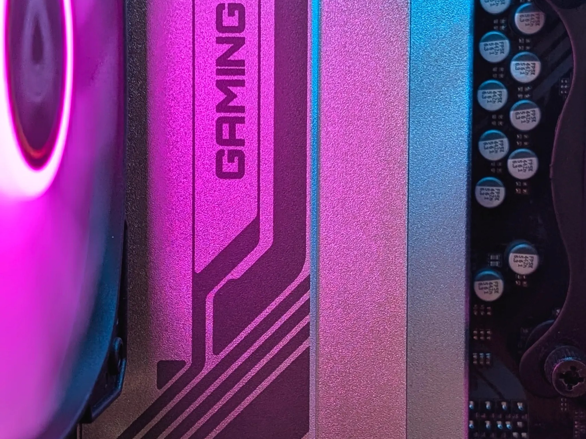 AMD BEAST | RX 7700XT | AMD RYZEN 9600X | 1TB NVME SSD | 32GB DDR5 6000MT/S | ARGB | WATER COOLED