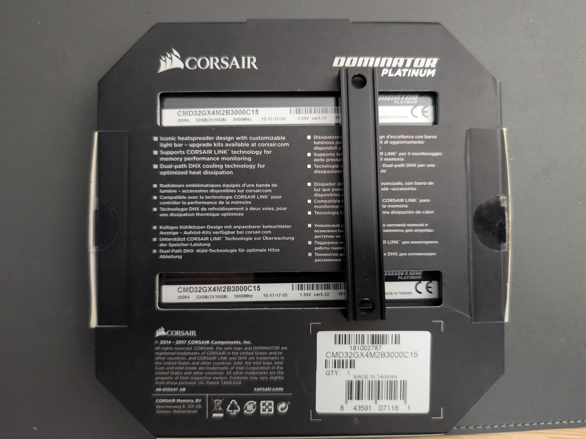 Corsair Dominator Platinum 32 GB (16 GB x2) DDR4-3000