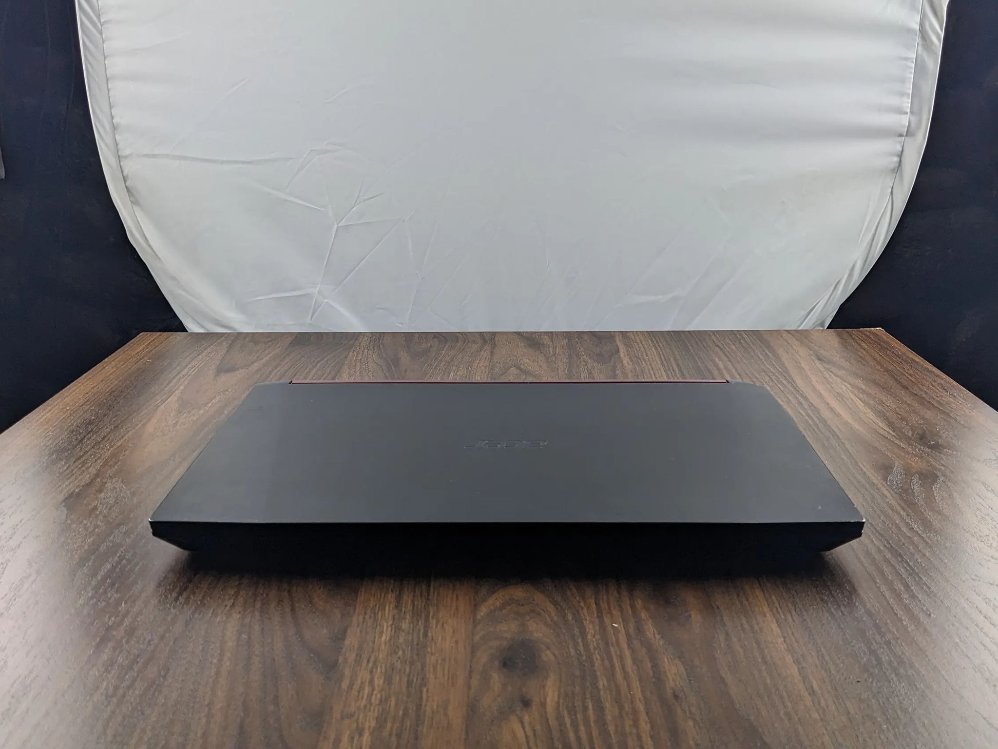 Acer Nitro 5 Refurbished, GTX 1050m, i5-8300H, 12GB DDR4, 256NVMe, 1TB HDD