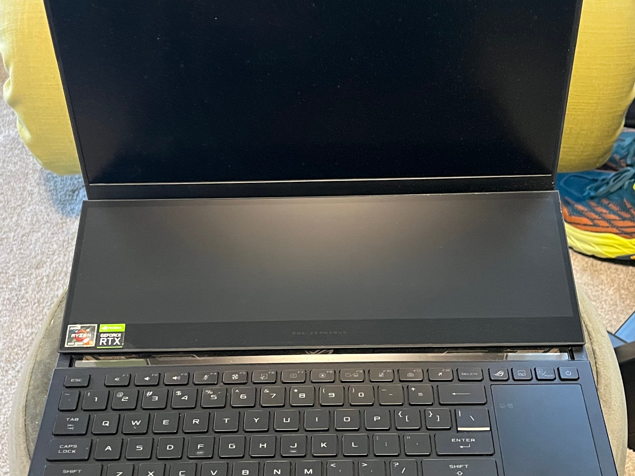 Asus ROG Zephyrus Duo 16 Gaming Laptop - R9 6900HX / RTX 3080 Ti