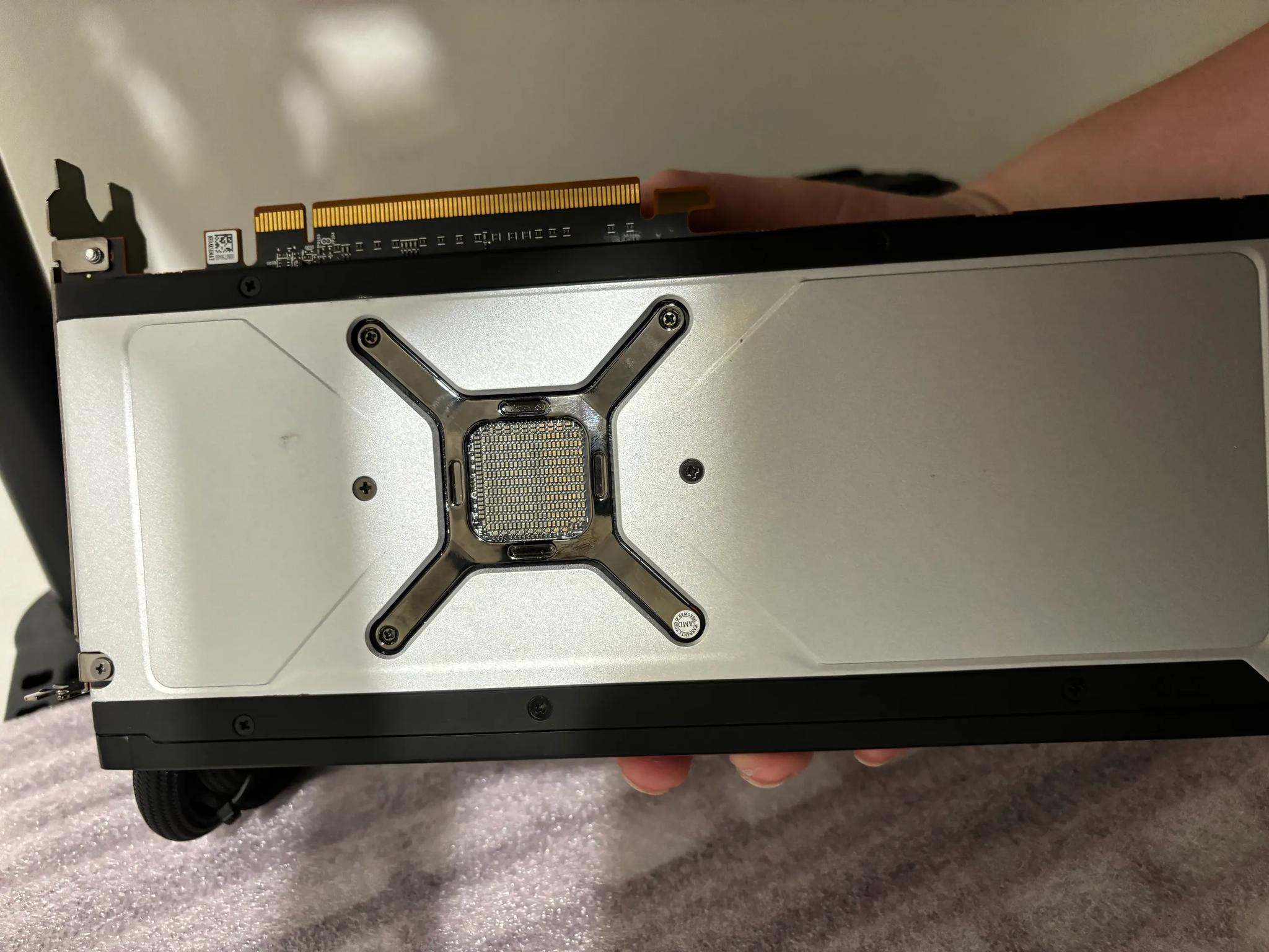 RX 6900 XT (AIO)