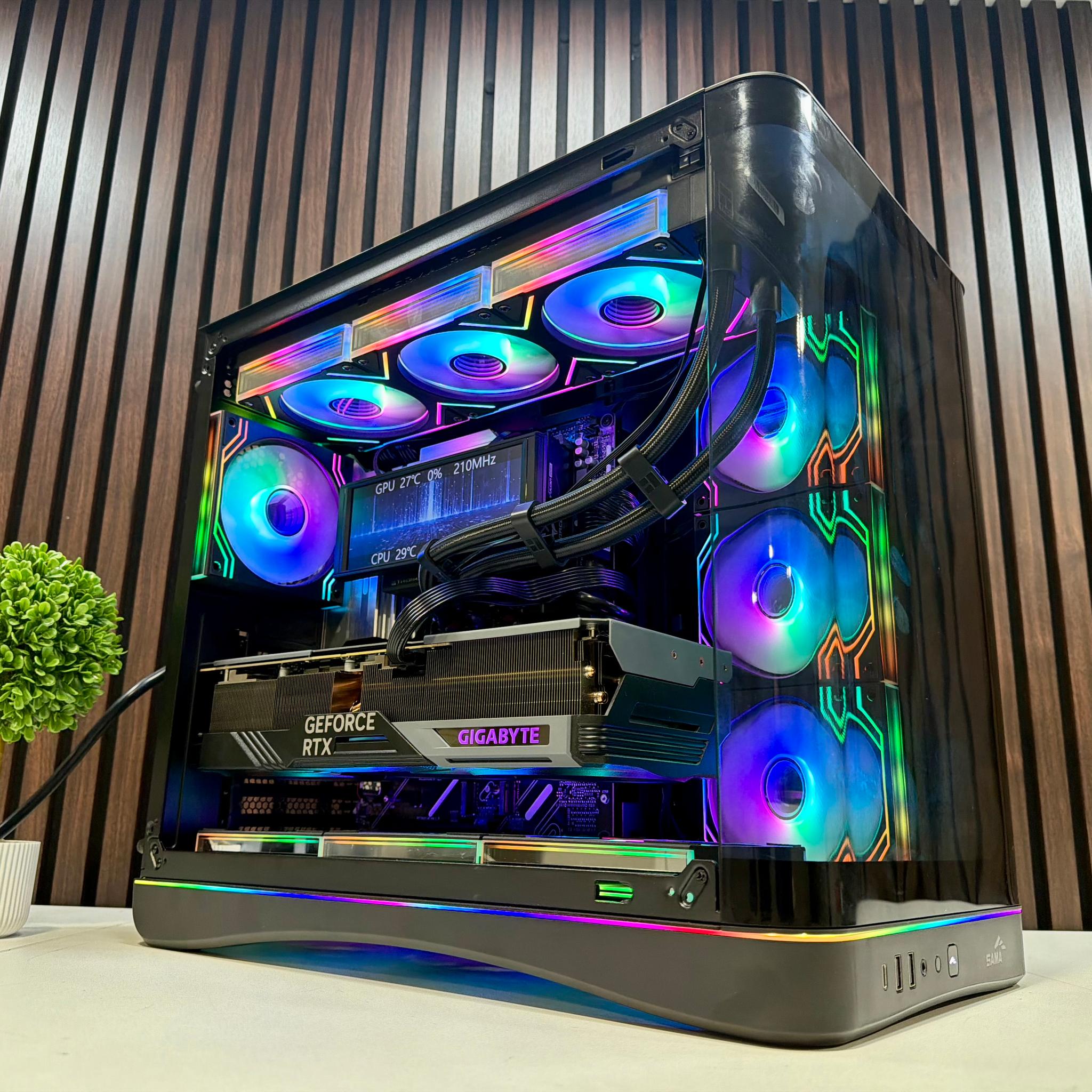 RTX 4080 | Ryzen 9800X3D | 32GB DDR5 | 2TB M.2 | 1000 Watt Gold PSU | LCD AIO