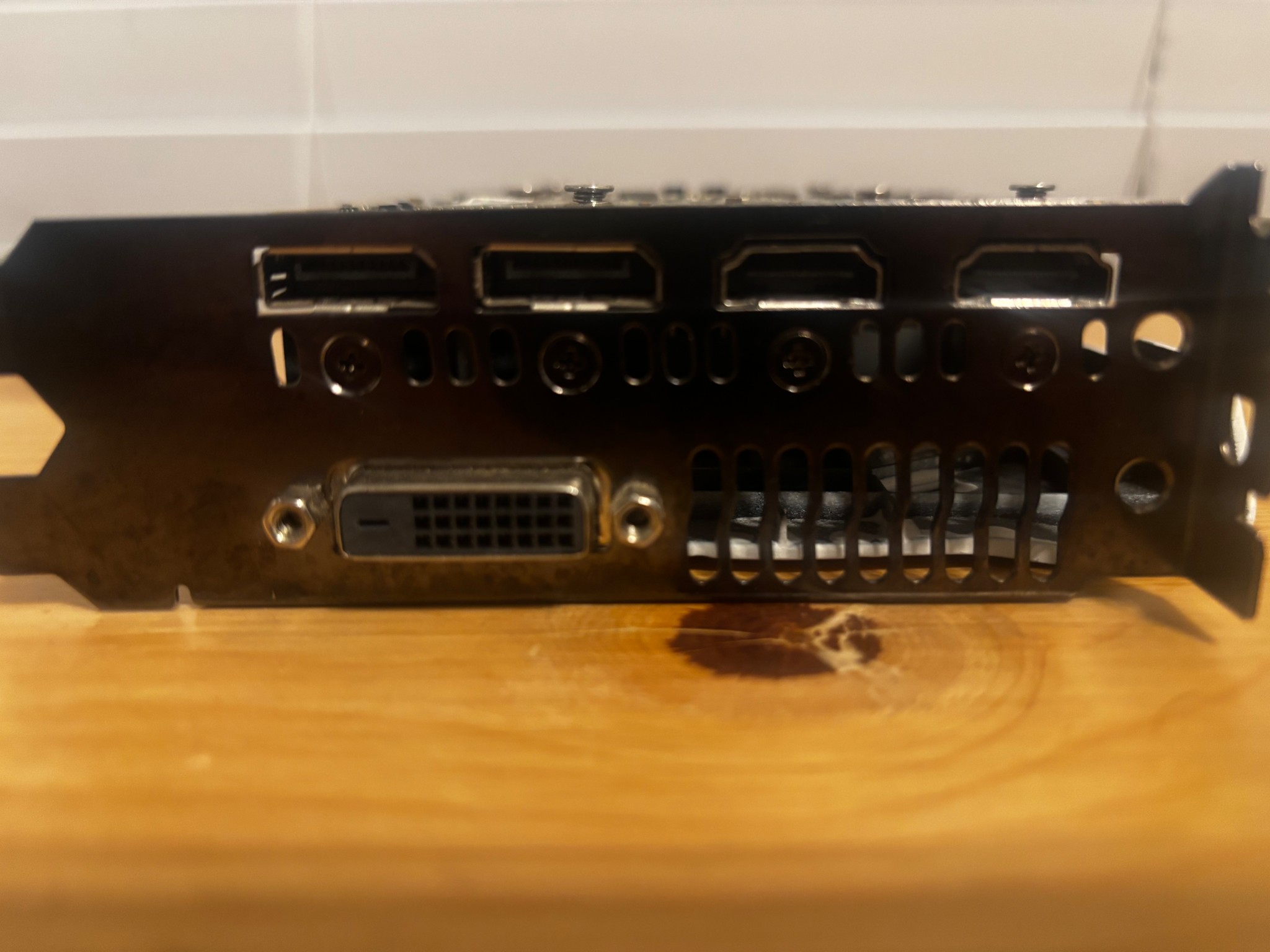 GTX 1060 3GB and GTX 950 2GB