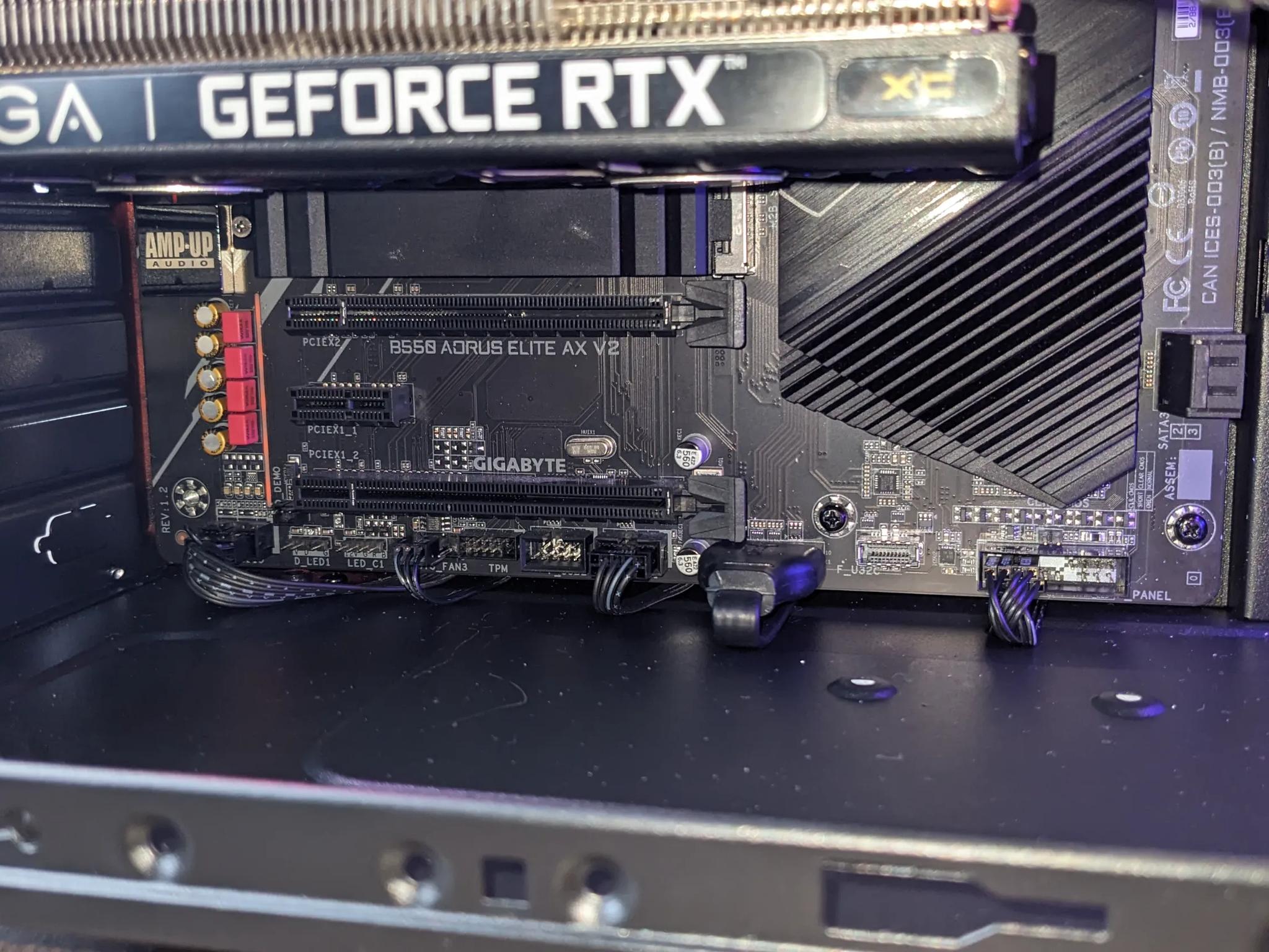 RTX 3060ti, Ryzen 5 5600, 2x8GB 3600mhz, 1TB Gen 4 NVMe