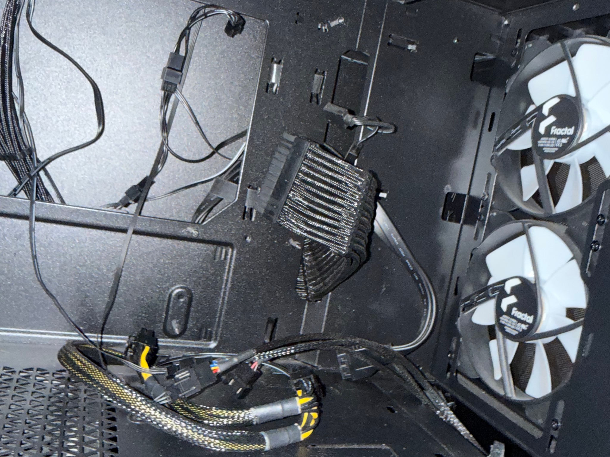 Premium High-Airflow PC Bundle: Fractal Pop Air Case + Thermaltake 80+ Gold 600W PSU + 5x RGB Fans