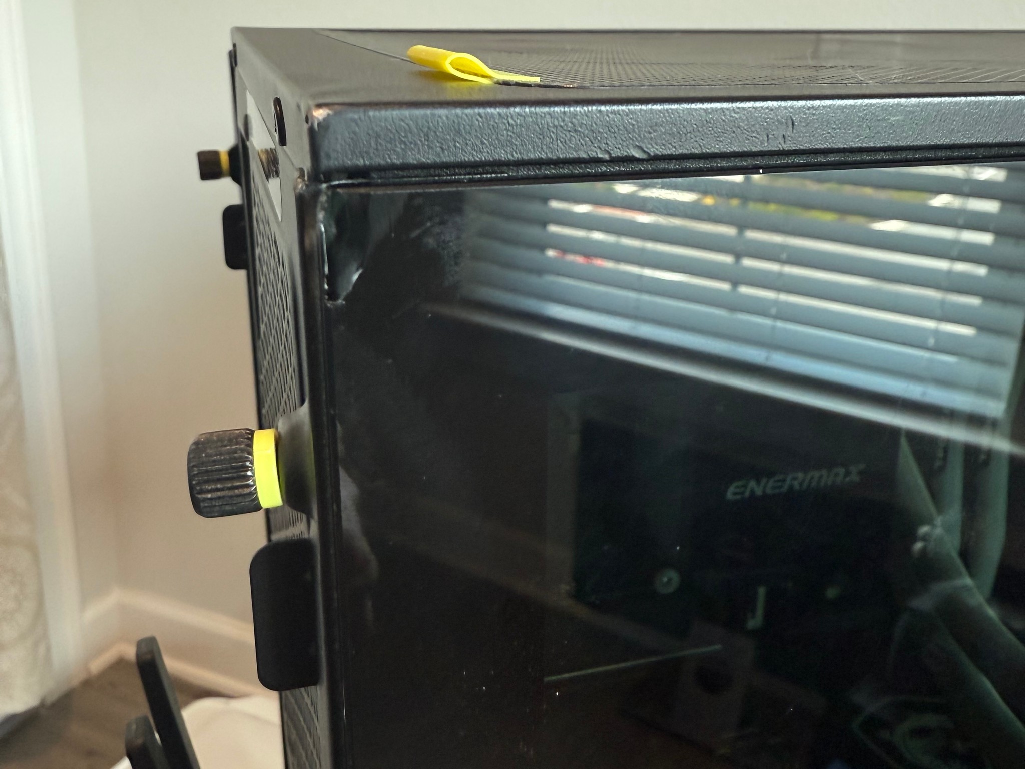 Corsair 4000D - Ryzen 7 5700X 8-Core, RTX 3070, 48GB DDR4, 1TB M.2 NVMe