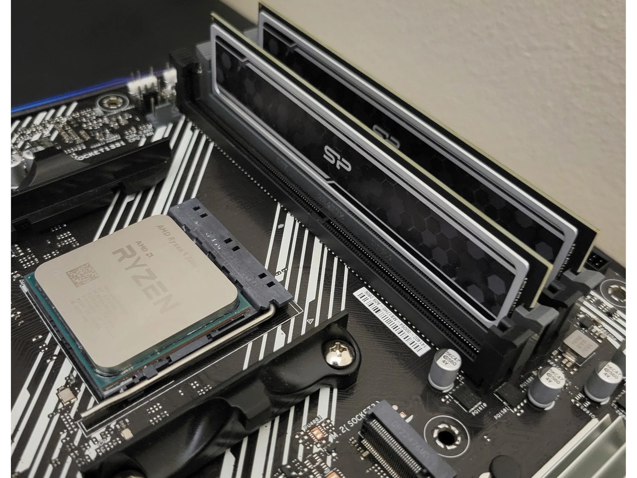 Ryzen 5 3600 Bundle W/Motherboard And Ram