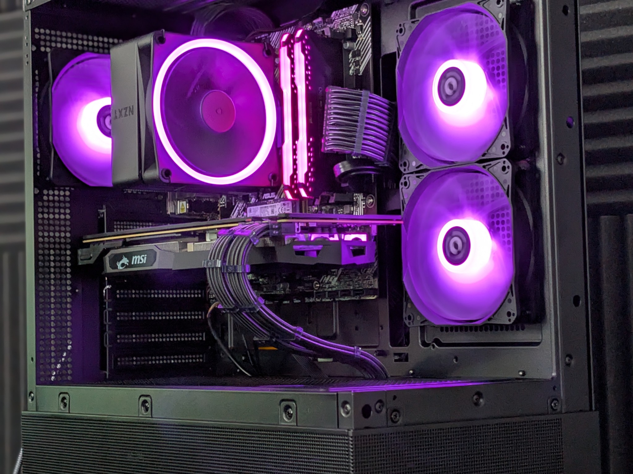 RX 5600 XT Gaming PC – Ryzen 5 5500, 16GB RGB RAM, VR Ready
