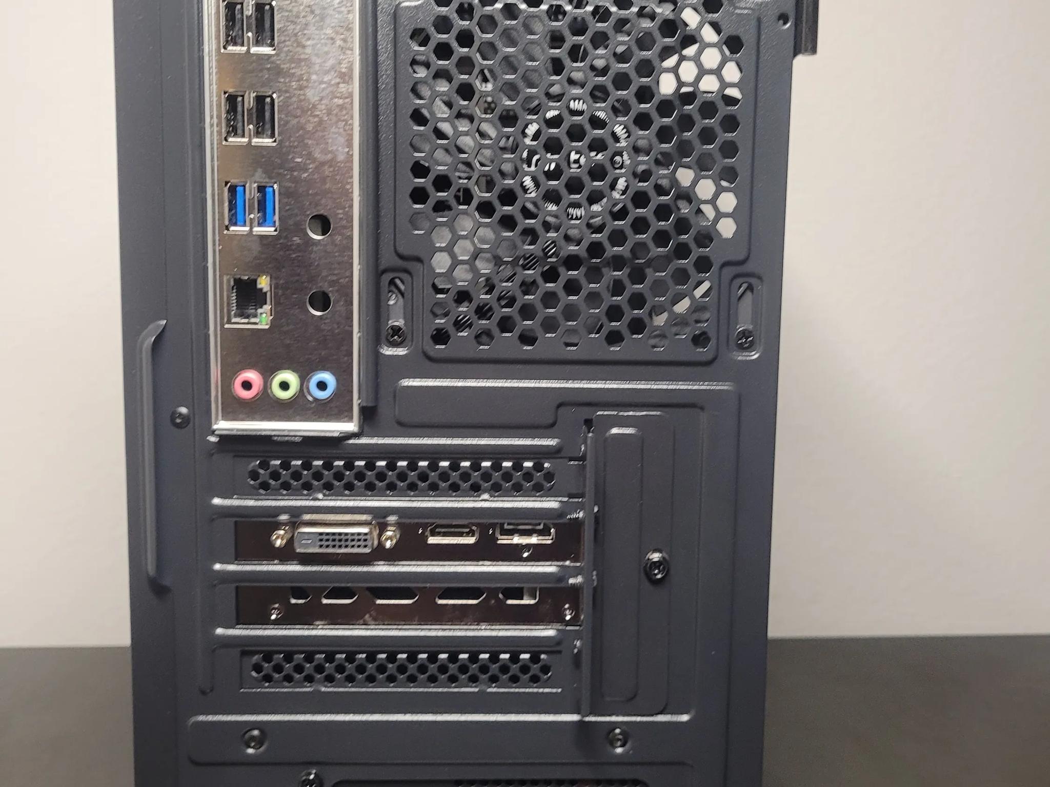 Budget Gaming PC // Xeon (12core, 24thread) // 1660 Super // 1TB SSD // 16GB DDR4