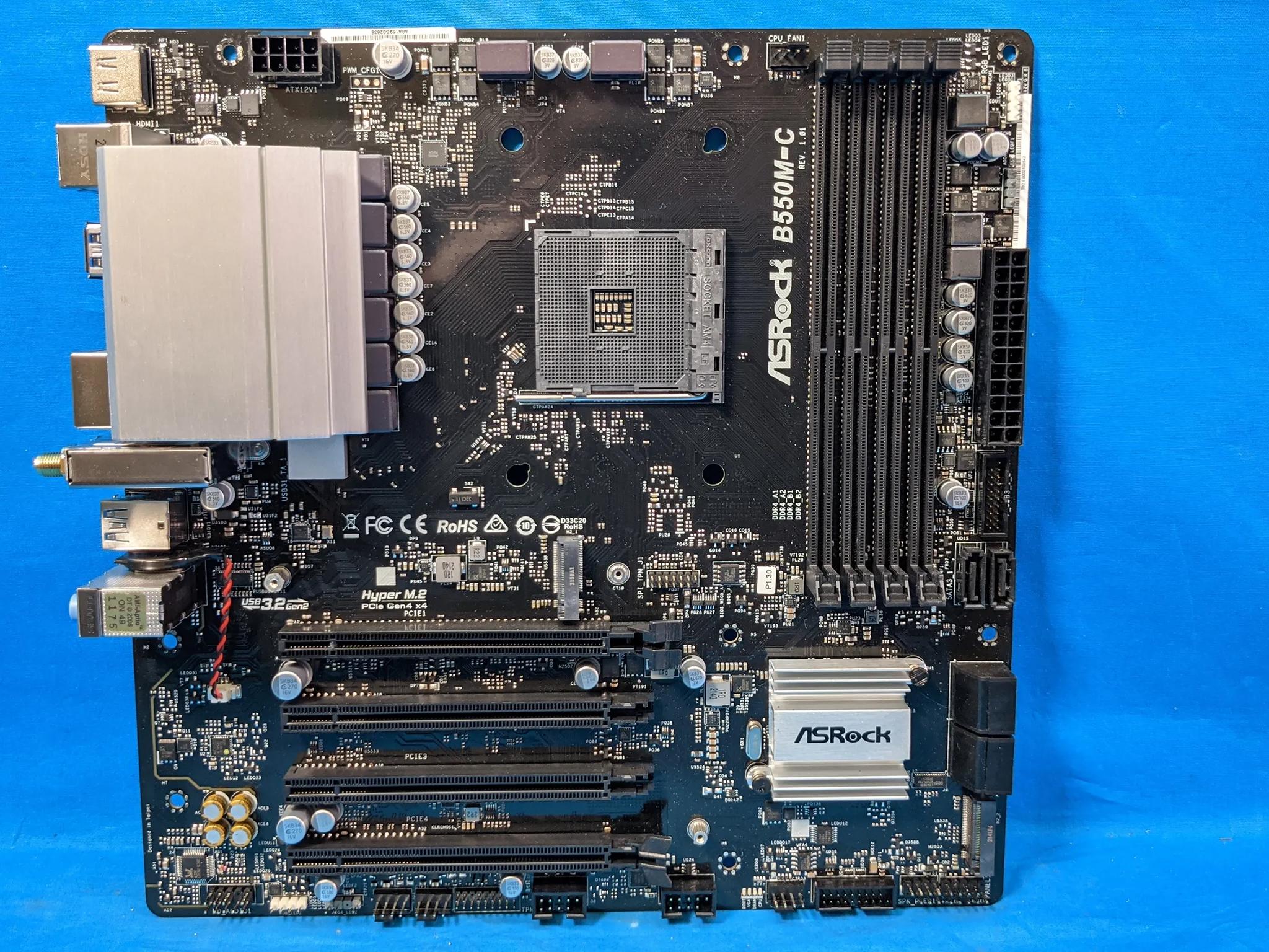 *READ* ASRock B550M-C AMD Socket AM4 MicroATX DDR4 PCIe 4.0 Desktop Motherboard No I/O Shield