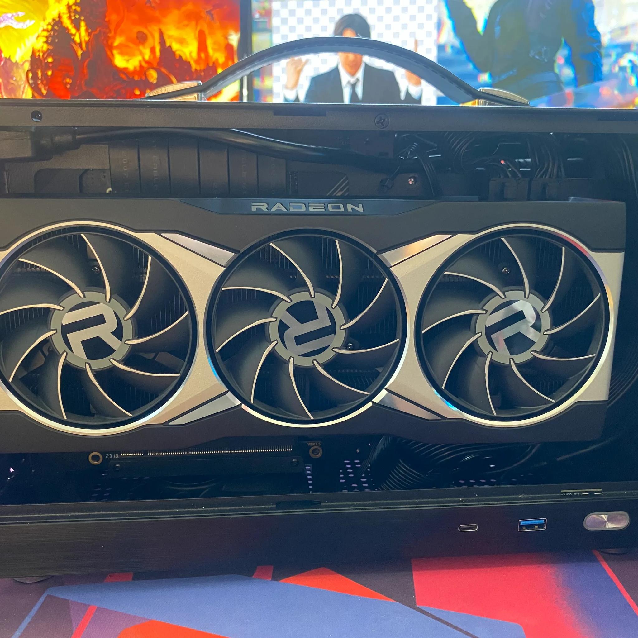 Mobile PC - RX 6800 XT | Ryzen 7 5700X3D | 1TB M.2 SSD | 32GB DDR4 | 850W Gold PSU