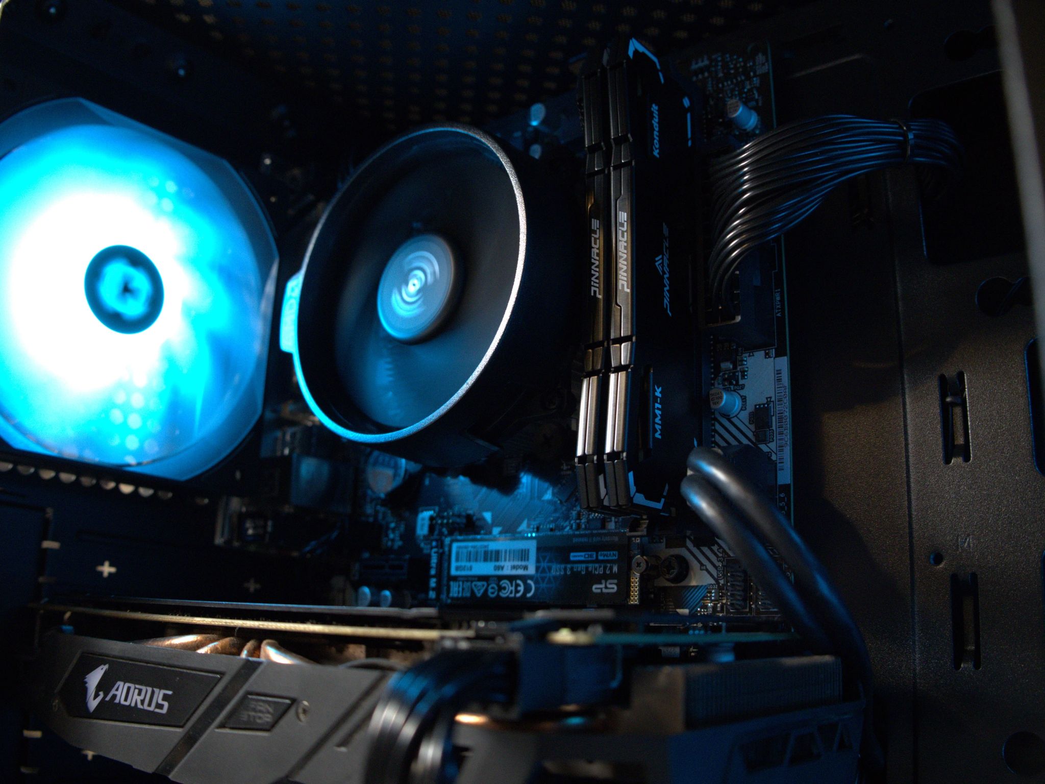 👽DARK HOLE👽 Gaming PC | AMD Ryzen 5 3600 | 16GB | RX 580 8GB | 512GB SSD | Win11 | Wi-Fi