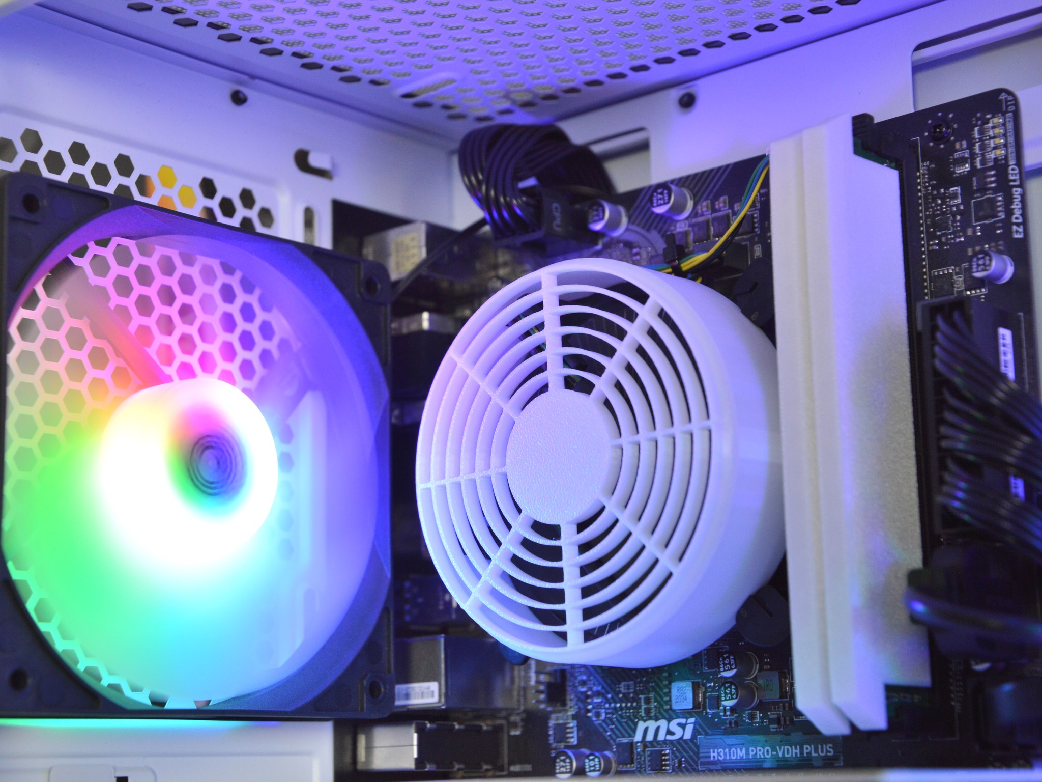 🌈🌨️| RTX 2060 SUPER 6GB | INTEL i5-9500 | 16GB DDR4 RAM | 1TB SATA SSD | Rainbow Blizzard |